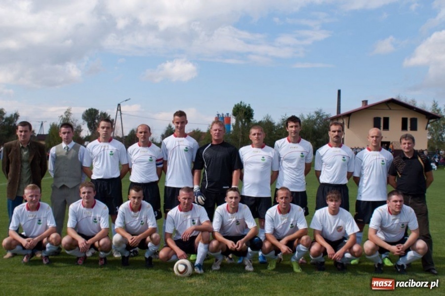 Zdjęcie w galerii na portalu naszraciborz.pl: Hit A klasy dla Bukowa wiadomości z regionu