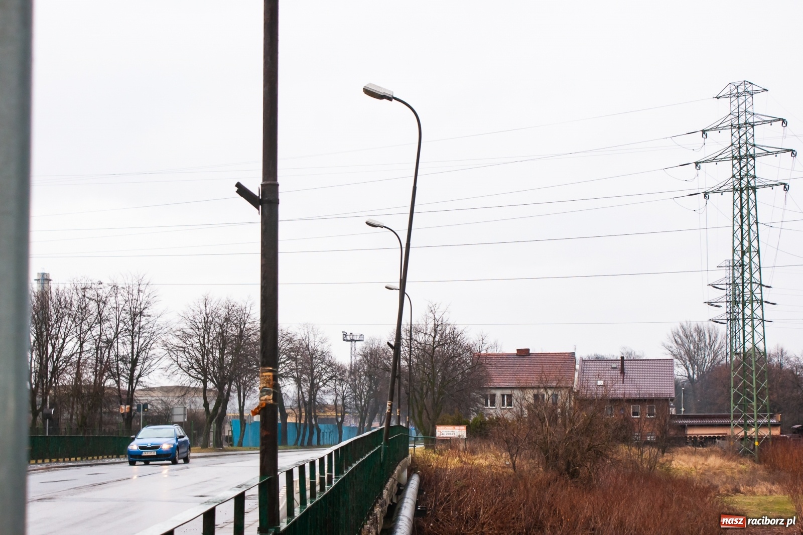 Zdjęcie w galerii na portalu naszraciborz.pl: Most na Piaskowej wieje grozą [FOTO] wiadomości z regionu