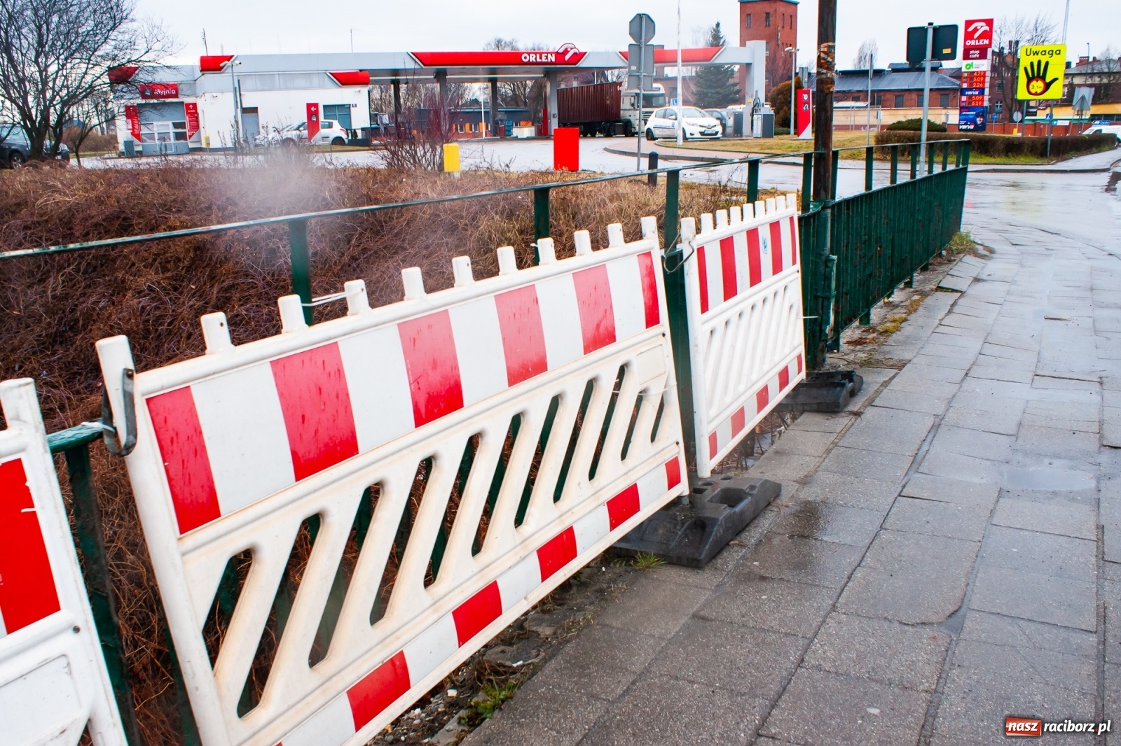 Zdjęcie w galerii na portalu naszraciborz.pl: Most na Piaskowej wieje grozą [FOTO] wiadomości z regionu