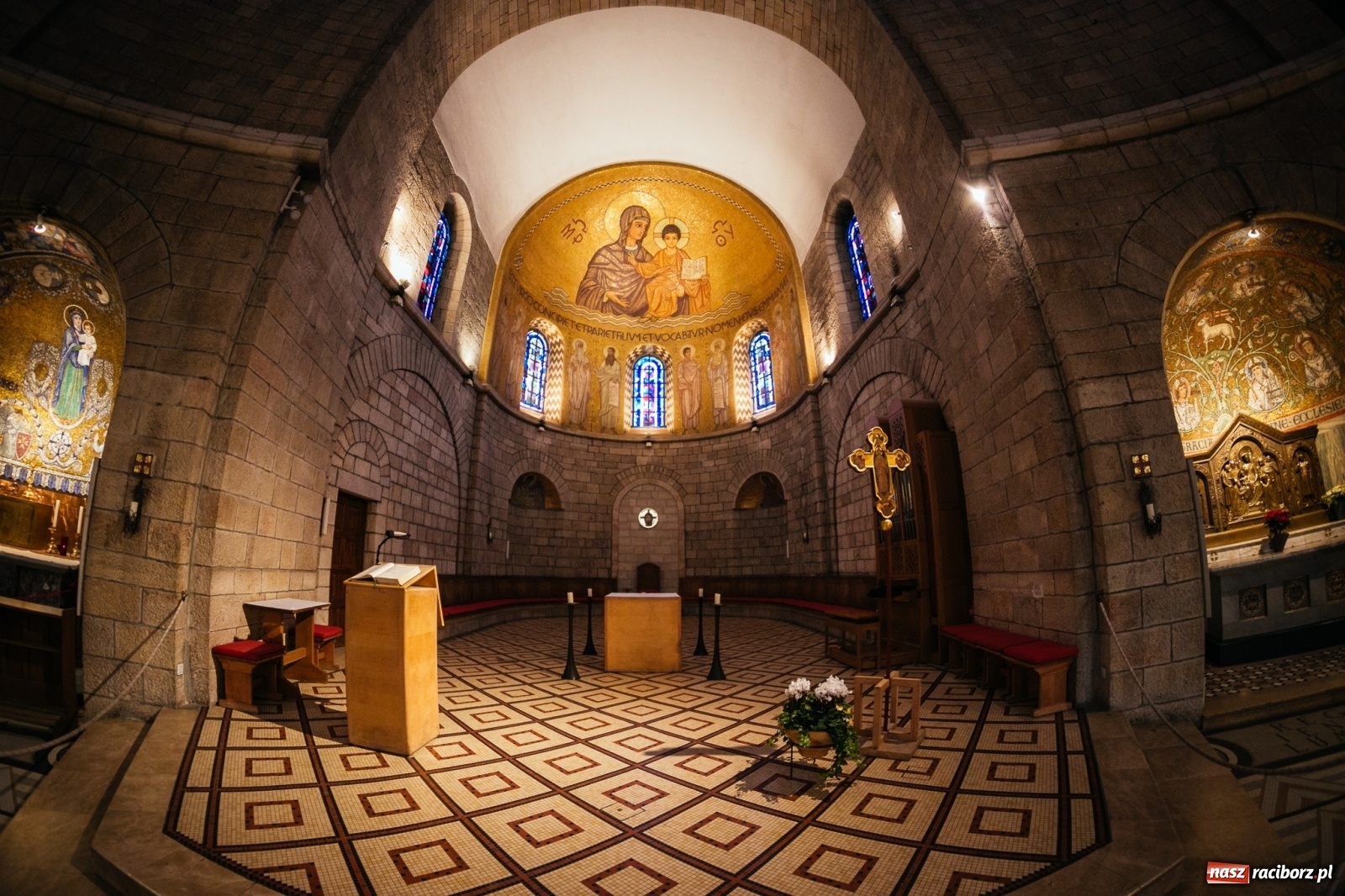 Zdjęcie w galerii na portalu naszraciborz.pl: Ruszaj z nami z Raciborza do Ziemi Świętej! wiadomości z regionu