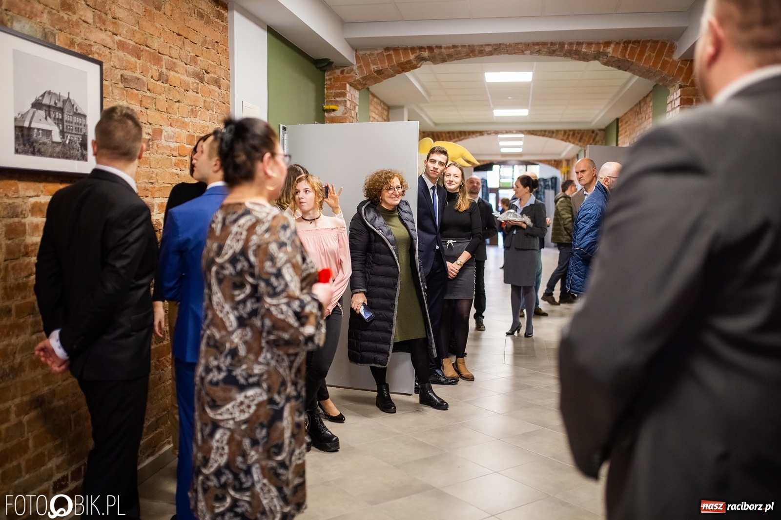 Zdjęcie w galerii na portalu naszraciborz.pl: Metamorfoza parteru Gastronomika w CKZiU nr 1 wiadomości z regionu