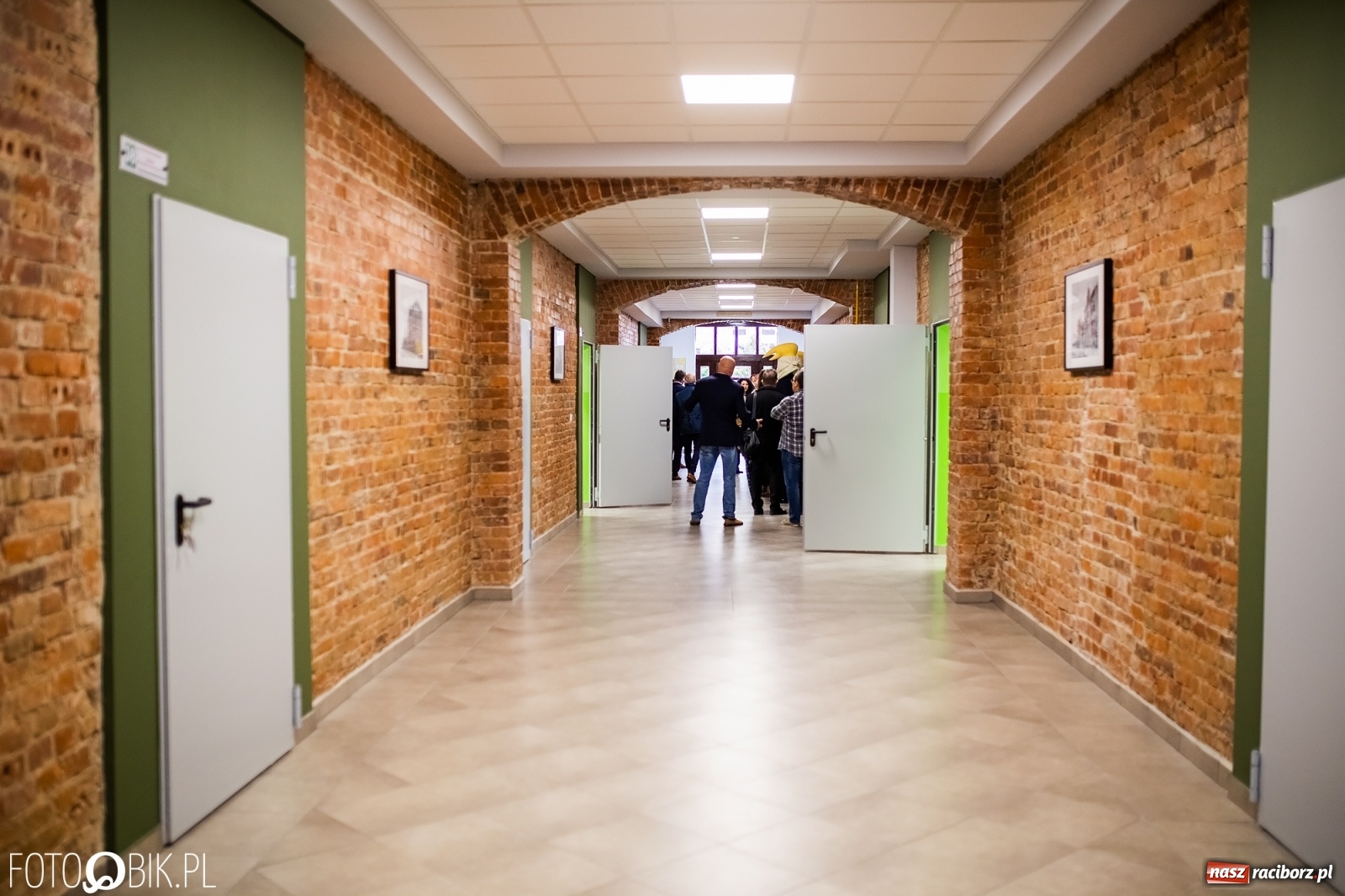 Zdjęcie w galerii na portalu naszraciborz.pl: Metamorfoza parteru Gastronomika w CKZiU nr 1 wiadomości z regionu