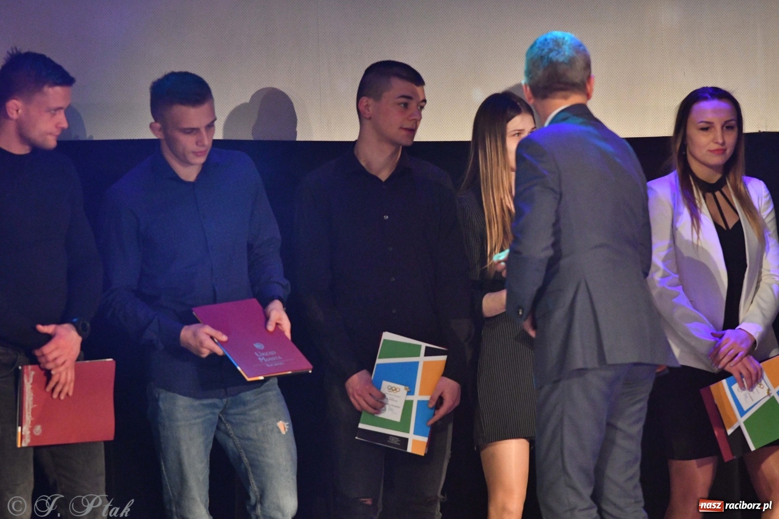 Zdjęcie w galerii na portalu naszraciborz.pl: Gala Raciborskiego Sportu 2020. Przeżyjmy to jeszcze raz! wiadomości z regionu