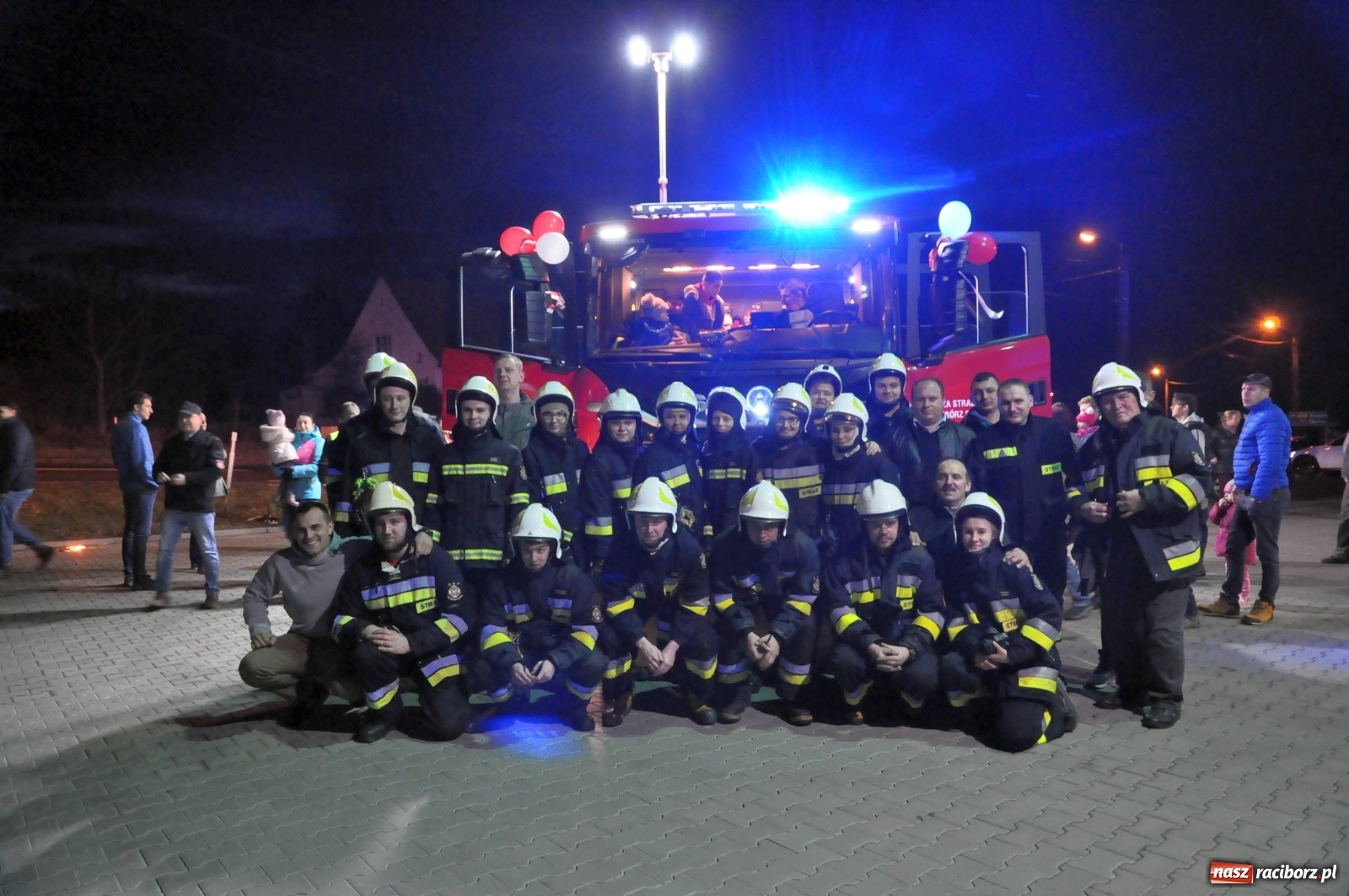 Zdjęcie w galerii na portalu naszraciborz.pl: Strażacy z Raciborza-Sudoła przywitali nowy ciężki wóz bojowy [FOTO i WIDEO] wiadomości z regionu