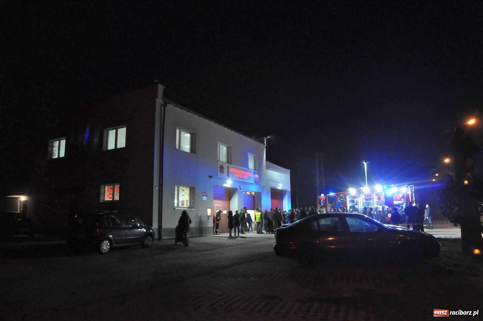 Zdjęcie w galerii na portalu naszraciborz.pl: Strażacy z Raciborza-Sudoła przywitali nowy ciężki wóz bojowy [FOTO i WIDEO] wiadomości z regionu