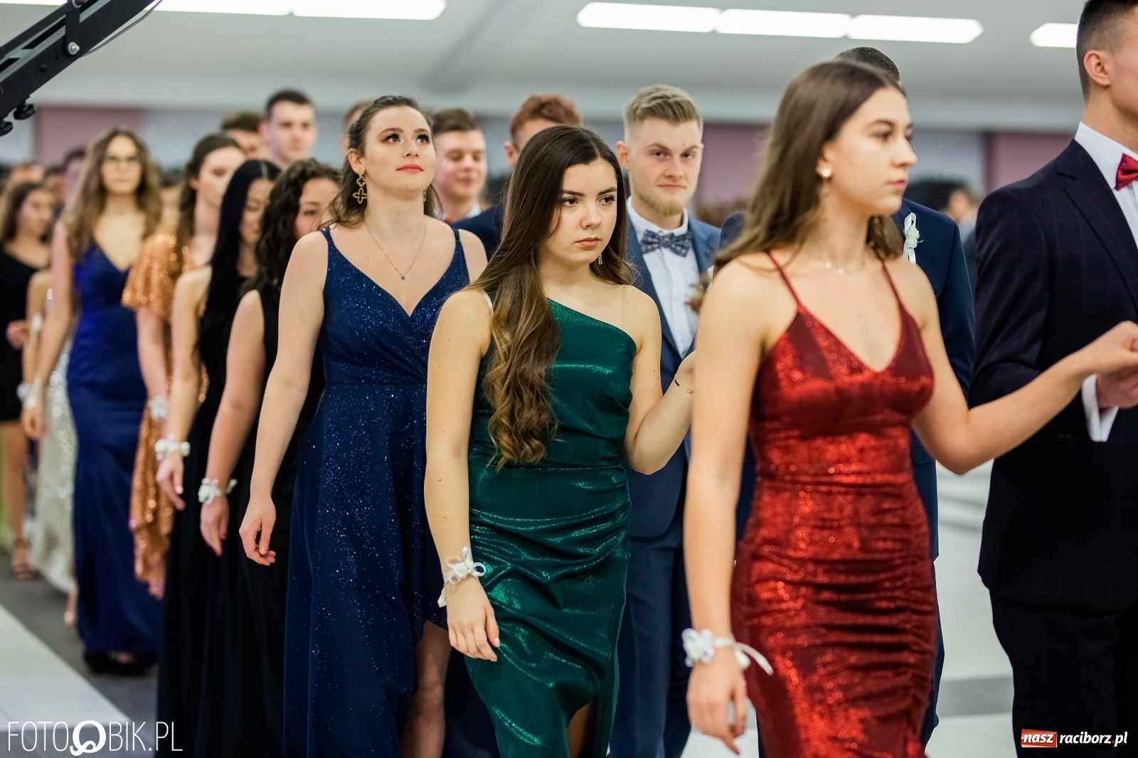 Zdjęcie w galerii na portalu naszraciborz.pl: Bal maturalny II LO w Zakrzowie [FOTO i WIDEO] wiadomości z regionu