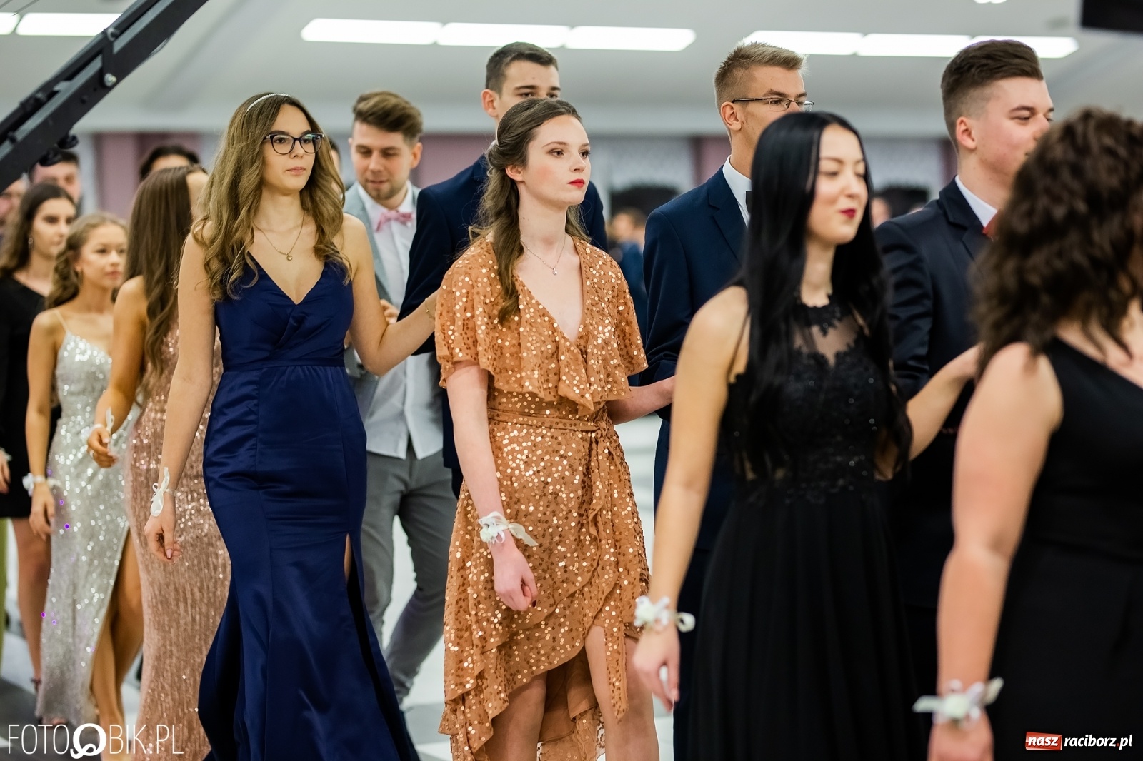 Zdjęcie w galerii na portalu naszraciborz.pl: Bal maturalny II LO w Zakrzowie [FOTO i WIDEO] wiadomości z regionu