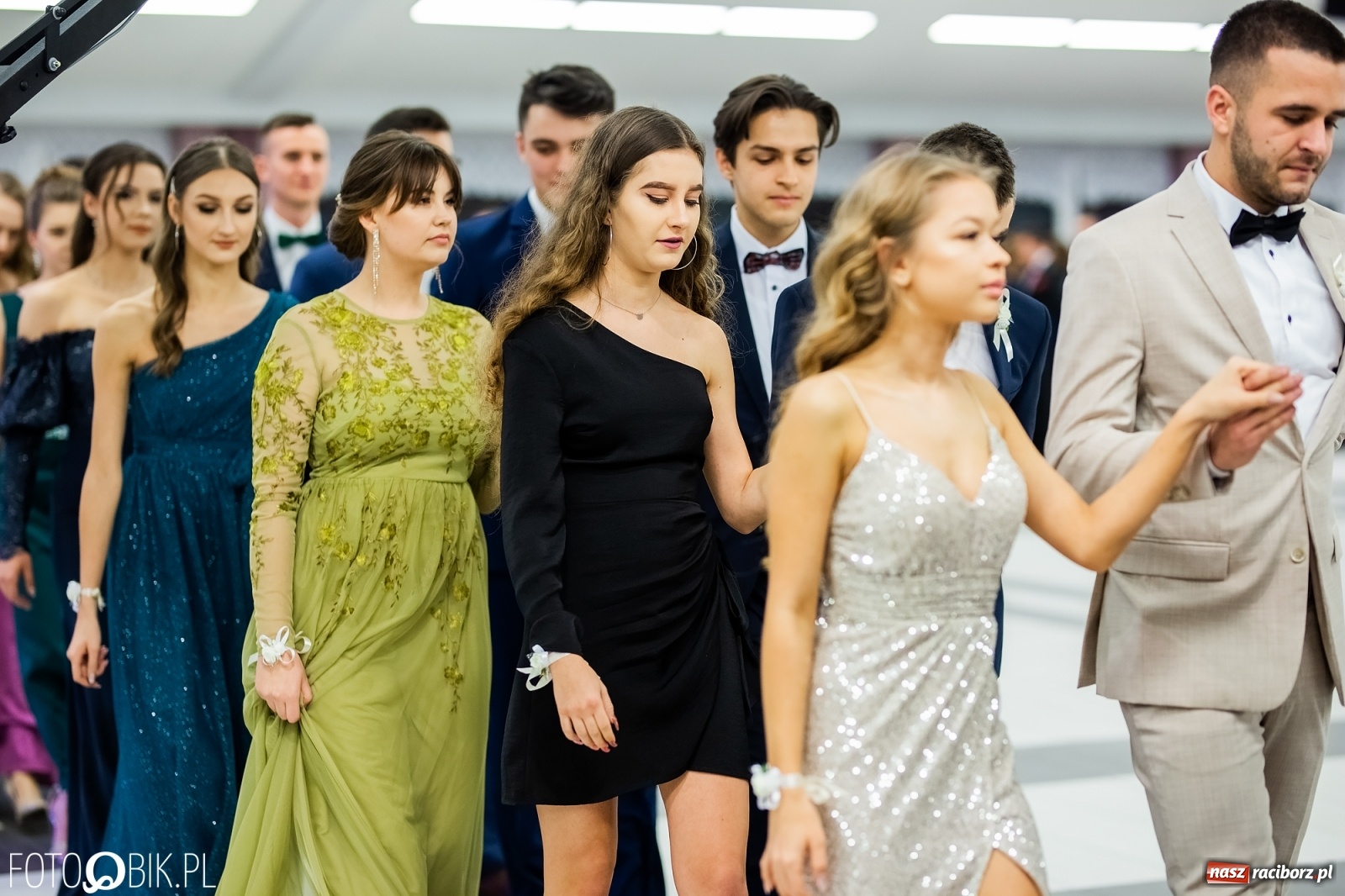 Zdjęcie w galerii na portalu naszraciborz.pl: Bal maturalny II LO w Zakrzowie [FOTO i WIDEO] wiadomości z regionu