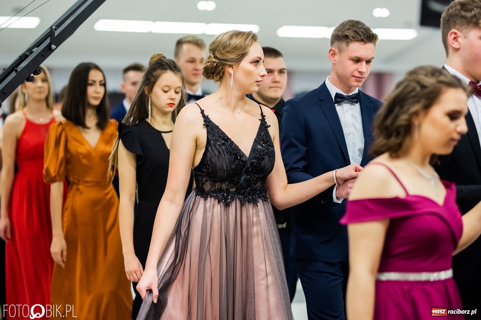 Zdjęcie w galerii na portalu naszraciborz.pl: Bal maturalny II LO w Zakrzowie [FOTO i WIDEO] wiadomości z regionu