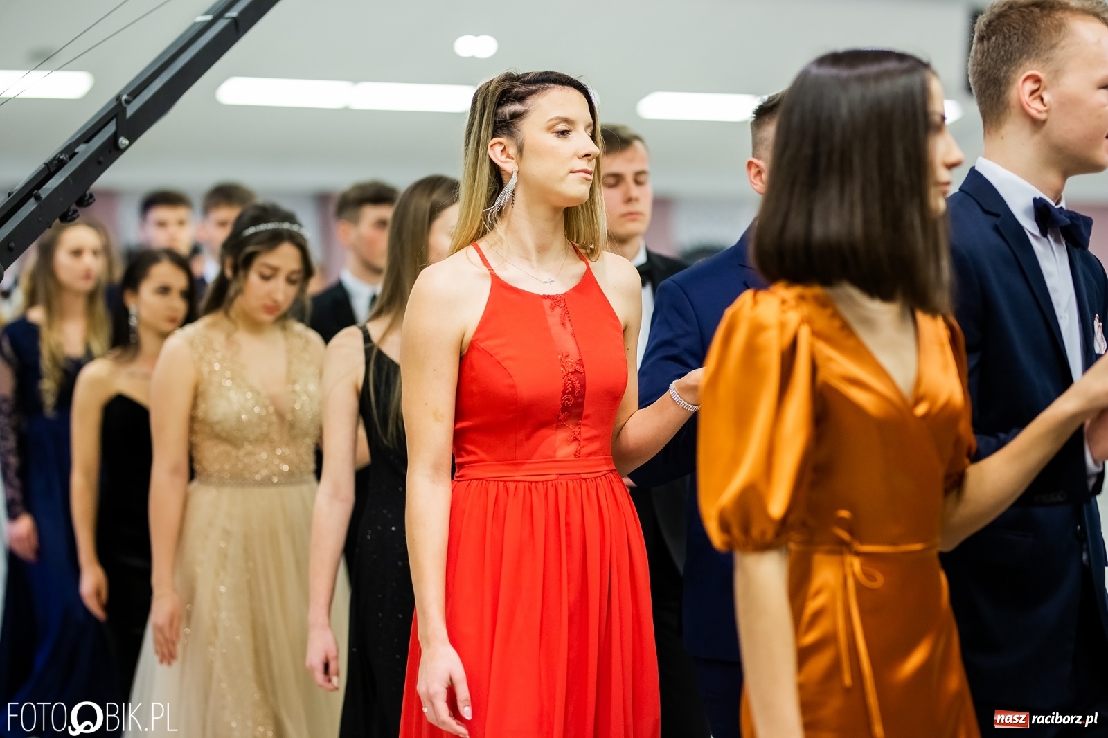 Zdjęcie w galerii na portalu naszraciborz.pl: Bal maturalny II LO w Zakrzowie [FOTO i WIDEO] wiadomości z regionu