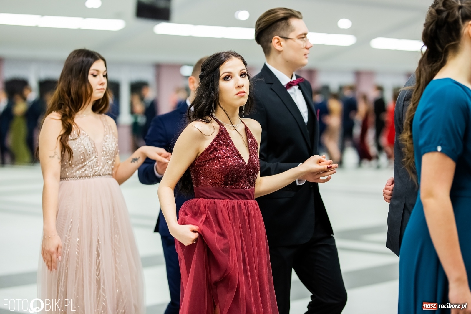 Zdjęcie w galerii na portalu naszraciborz.pl: Bal maturalny II LO w Zakrzowie [FOTO i WIDEO] wiadomości z regionu