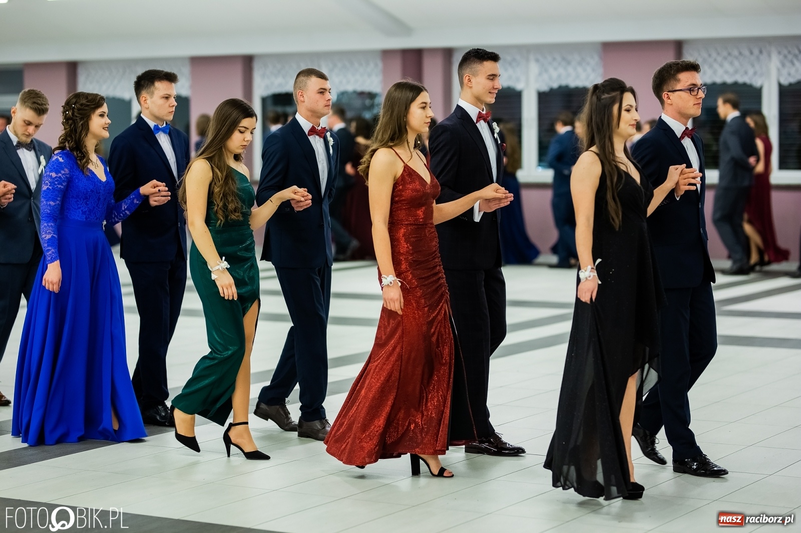 Zdjęcie w galerii na portalu naszraciborz.pl: Bal maturalny II LO w Zakrzowie [FOTO i WIDEO] wiadomości z regionu