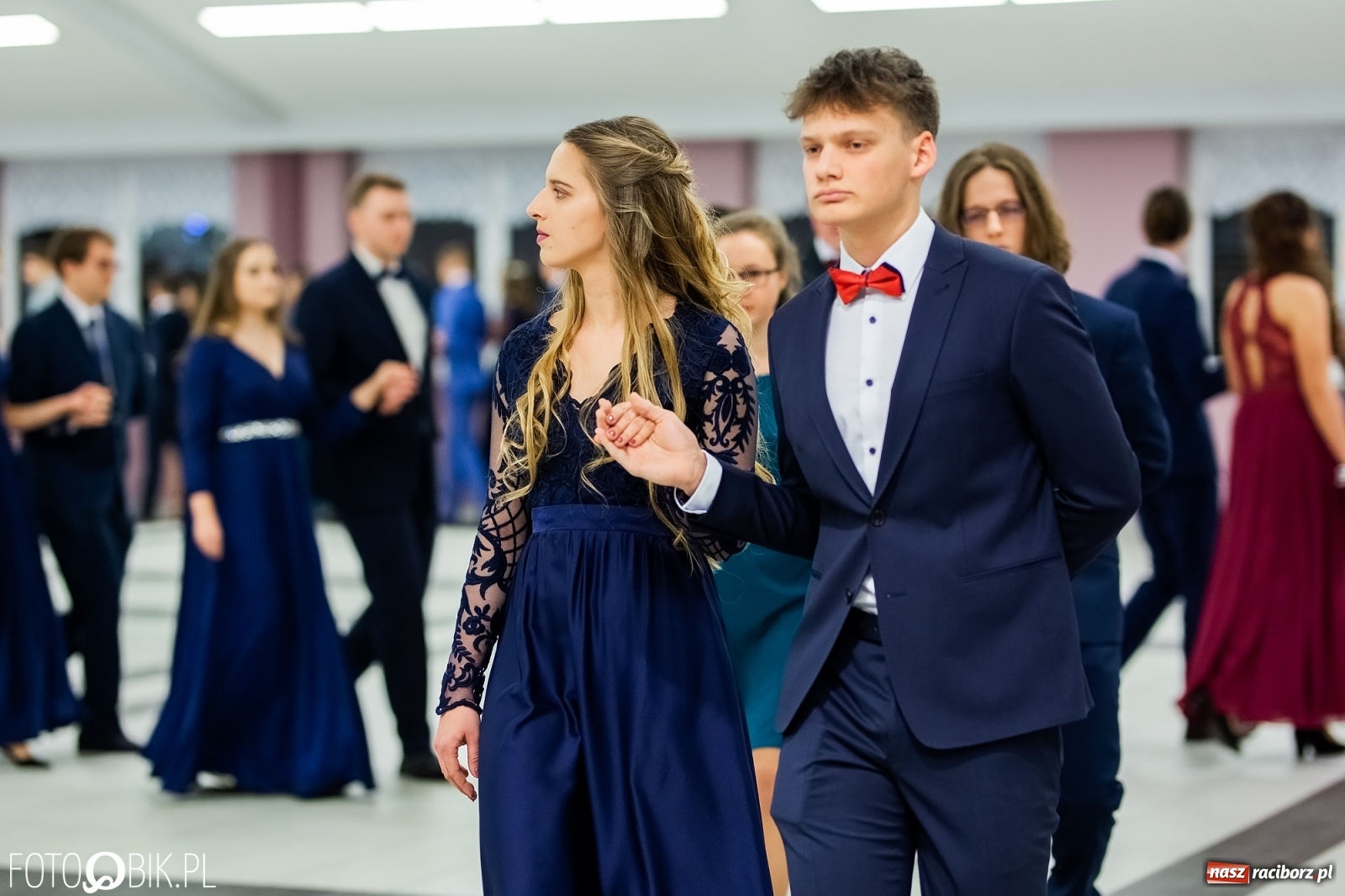 Zdjęcie w galerii na portalu naszraciborz.pl: Bal maturalny II LO w Zakrzowie [FOTO i WIDEO] wiadomości z regionu