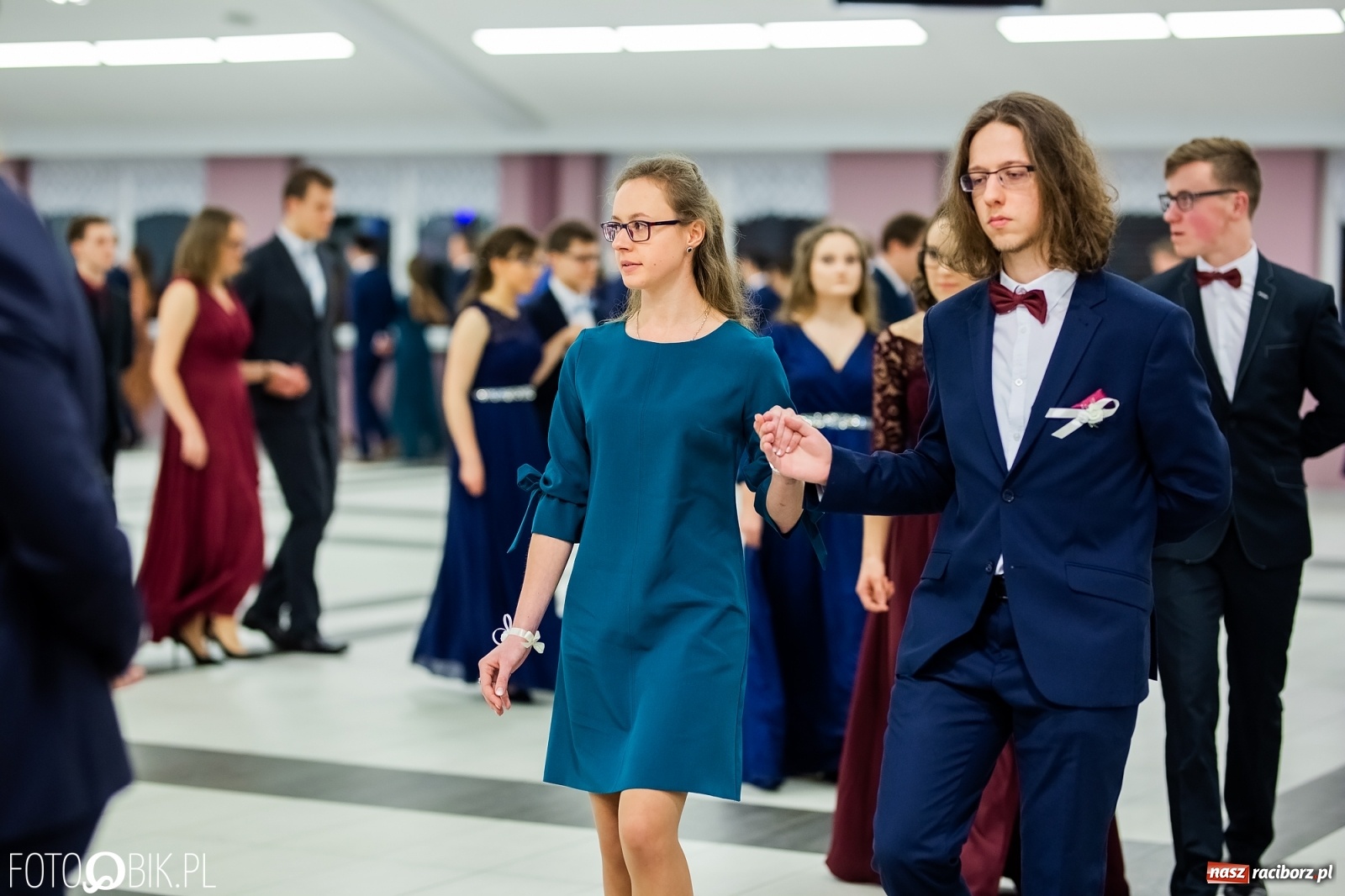 Zdjęcie w galerii na portalu naszraciborz.pl: Bal maturalny II LO w Zakrzowie [FOTO i WIDEO] wiadomości z regionu