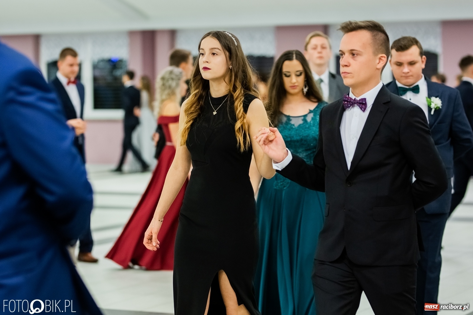 Zdjęcie w galerii na portalu naszraciborz.pl: Bal maturalny II LO w Zakrzowie [FOTO i WIDEO] wiadomości z regionu