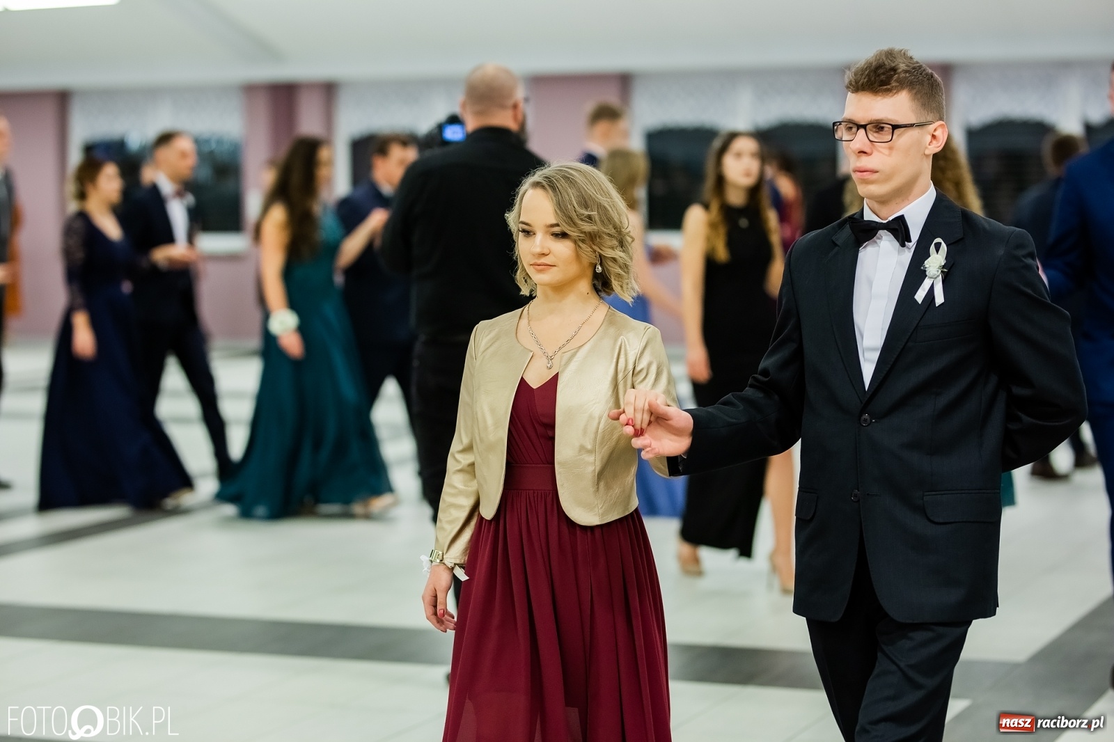 Zdjęcie w galerii na portalu naszraciborz.pl: Bal maturalny II LO w Zakrzowie [FOTO i WIDEO] wiadomości z regionu