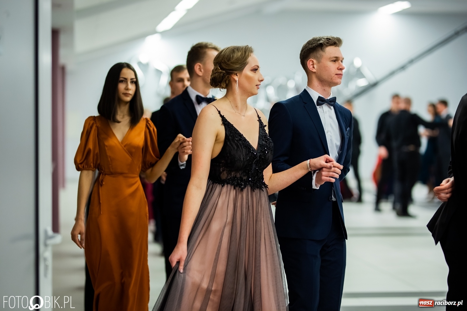 Zdjęcie w galerii na portalu naszraciborz.pl: Bal maturalny II LO w Zakrzowie [FOTO i WIDEO] wiadomości z regionu