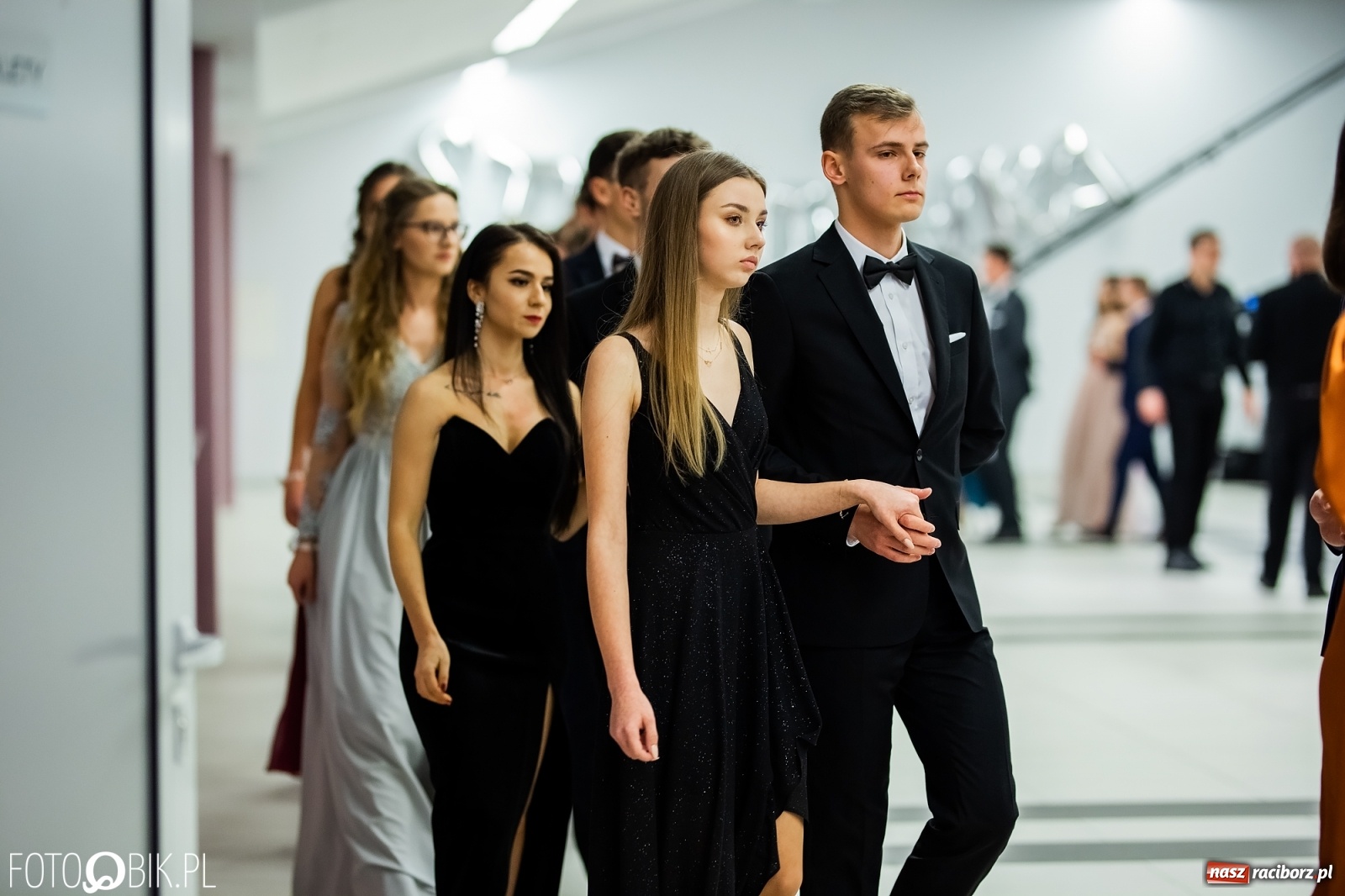 Zdjęcie w galerii na portalu naszraciborz.pl: Bal maturalny II LO w Zakrzowie [FOTO i WIDEO] wiadomości z regionu