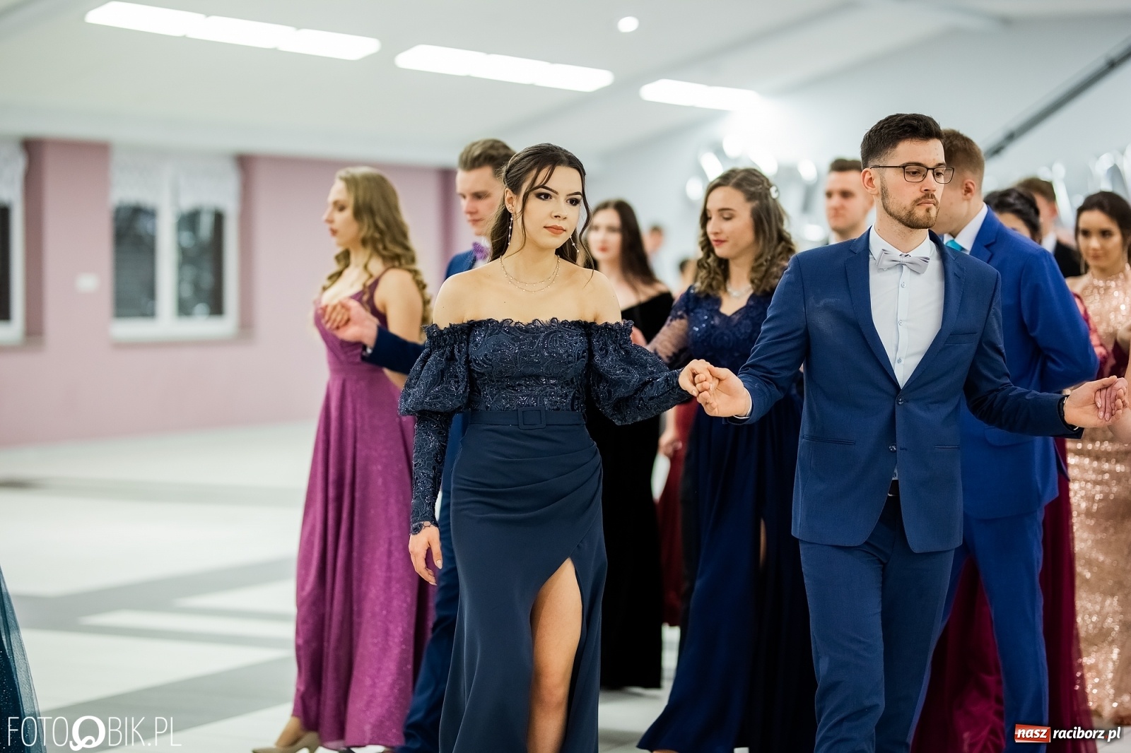 Zdjęcie w galerii na portalu naszraciborz.pl: Bal maturalny II LO w Zakrzowie [FOTO i WIDEO] wiadomości z regionu