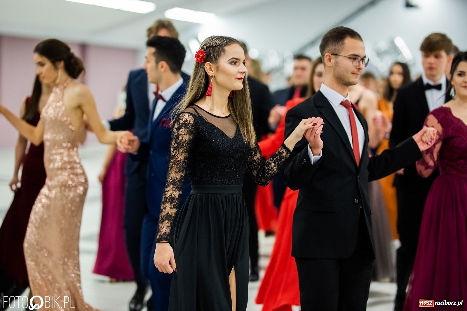 Zdjęcie w galerii na portalu naszraciborz.pl: Bal maturalny II LO w Zakrzowie [FOTO i WIDEO] wiadomości z regionu