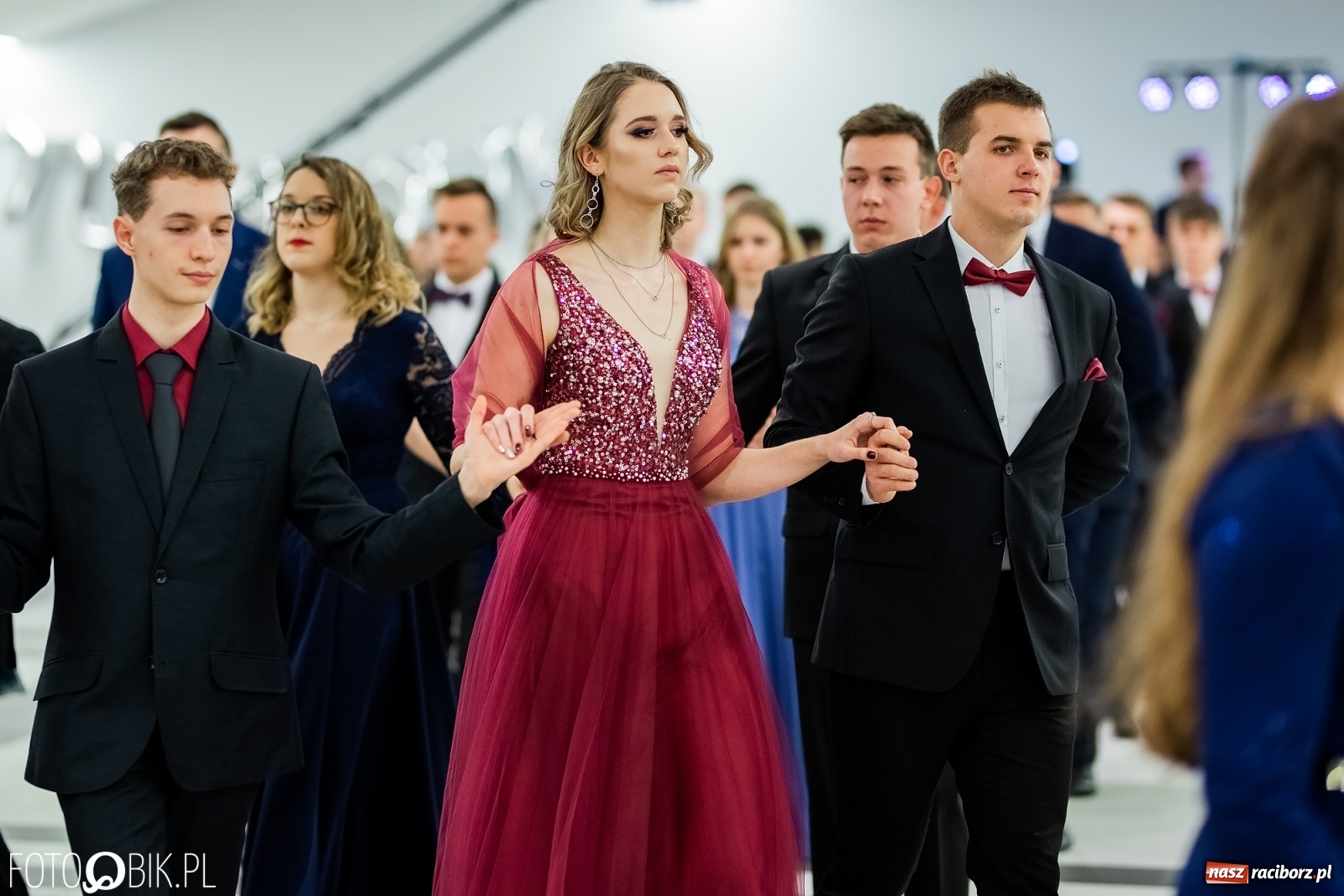 Zdjęcie w galerii na portalu naszraciborz.pl: Bal maturalny II LO w Zakrzowie [FOTO i WIDEO] wiadomości z regionu