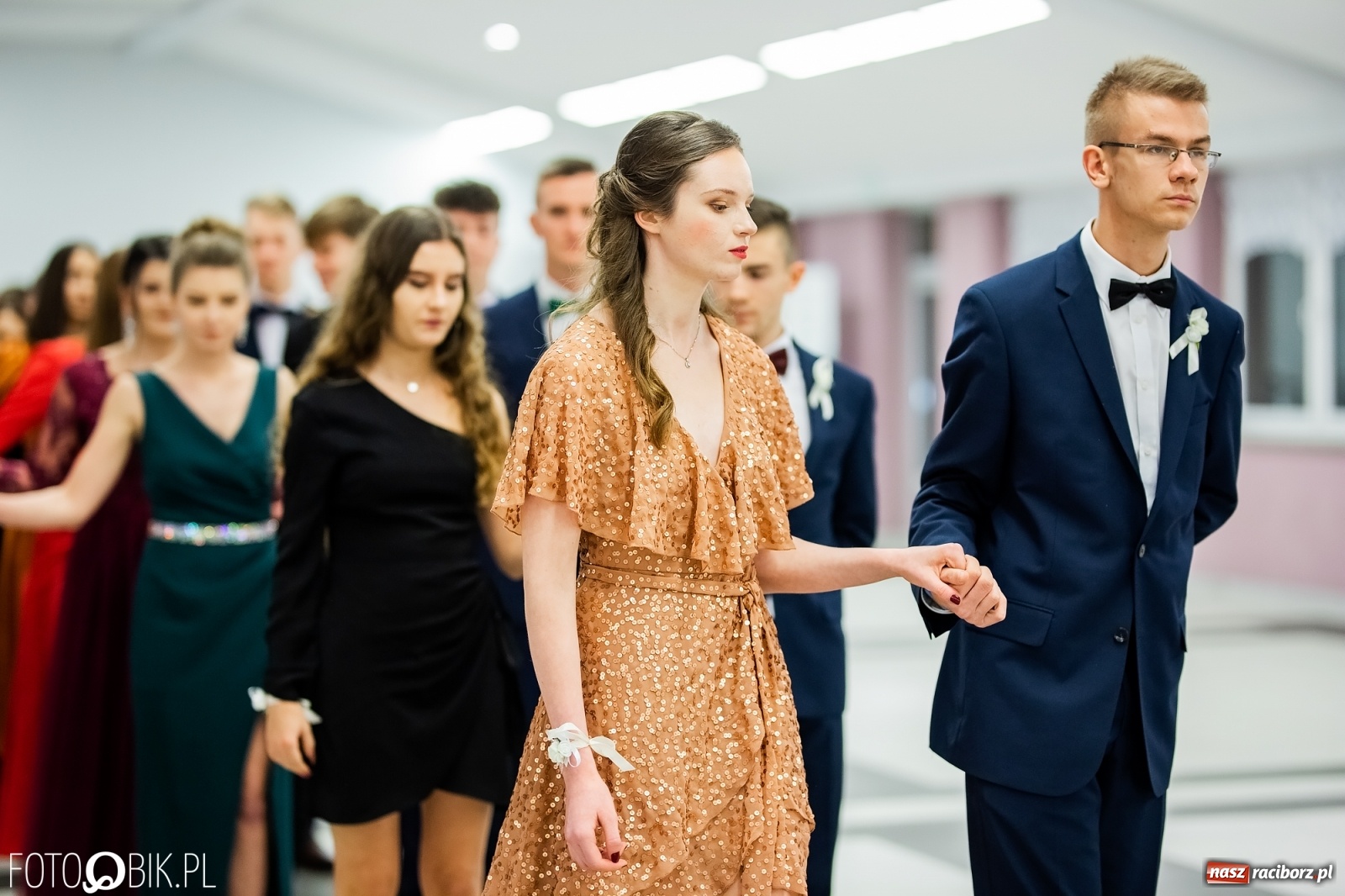 Zdjęcie w galerii na portalu naszraciborz.pl: Bal maturalny II LO w Zakrzowie [FOTO i WIDEO] wiadomości z regionu