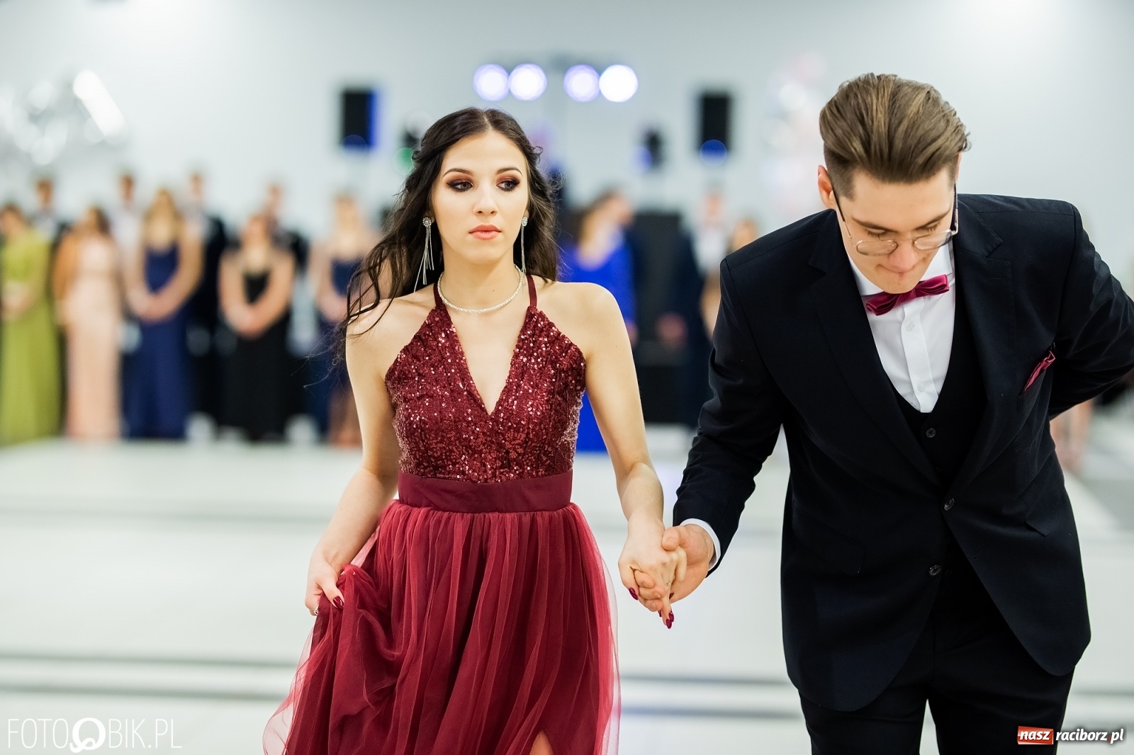 Zdjęcie w galerii na portalu naszraciborz.pl: Bal maturalny II LO w Zakrzowie [FOTO i WIDEO] wiadomości z regionu