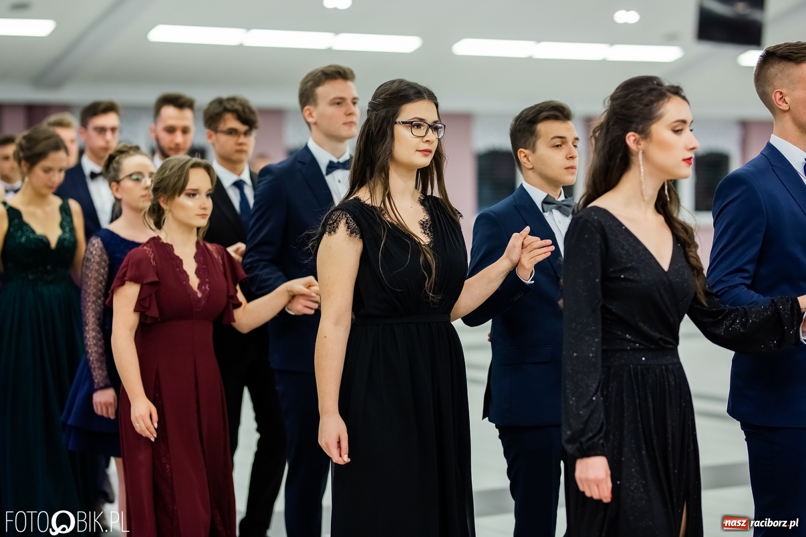 Zdjęcie w galerii na portalu naszraciborz.pl: Bal maturalny II LO w Zakrzowie [FOTO i WIDEO] wiadomości z regionu