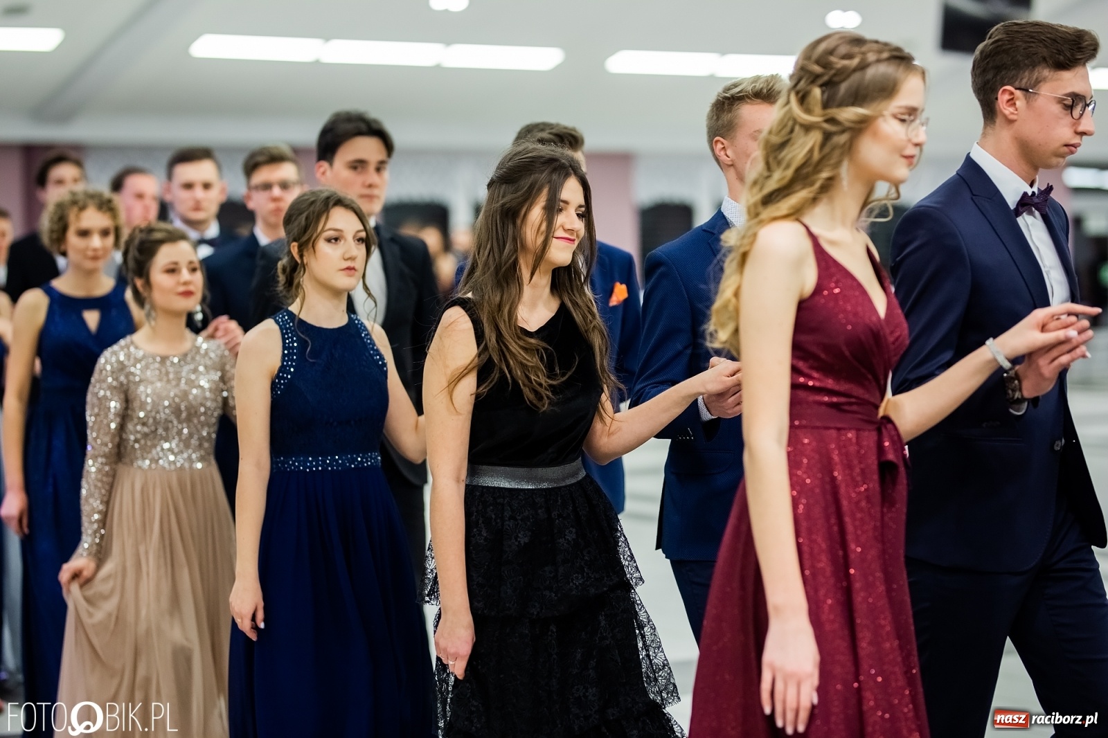 Zdjęcie w galerii na portalu naszraciborz.pl: Bal maturalny II LO w Zakrzowie [FOTO i WIDEO] wiadomości z regionu