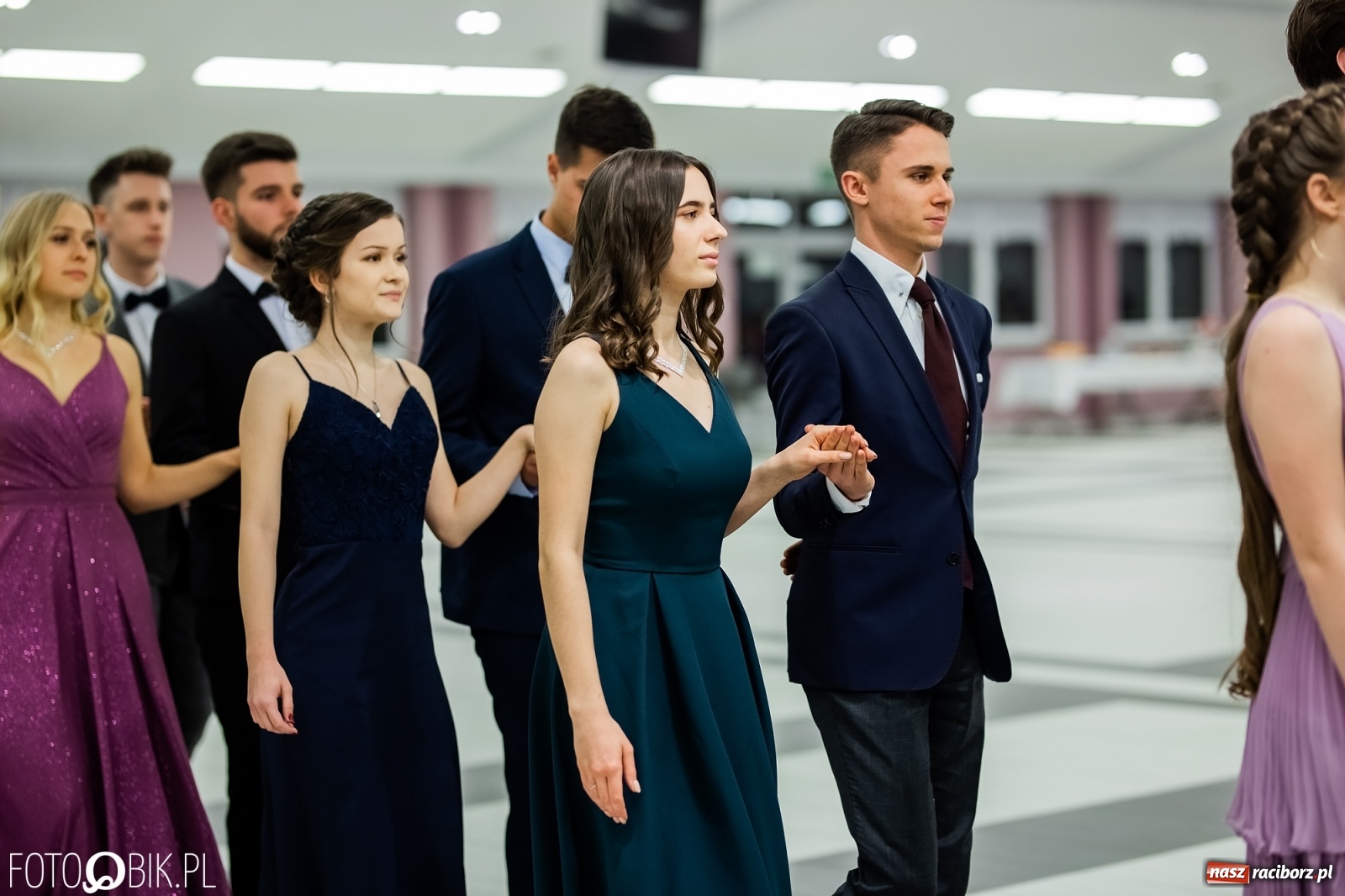 Zdjęcie w galerii na portalu naszraciborz.pl: Bal maturalny II LO w Zakrzowie [FOTO i WIDEO] wiadomości z regionu