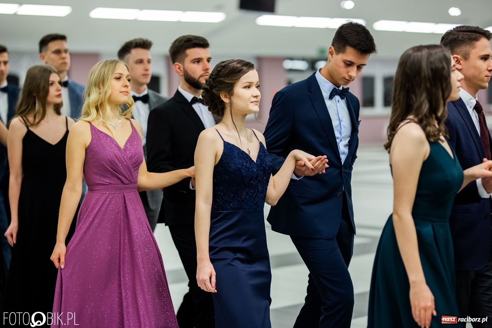 Zdjęcie w galerii na portalu naszraciborz.pl: Bal maturalny II LO w Zakrzowie [FOTO i WIDEO] wiadomości z regionu