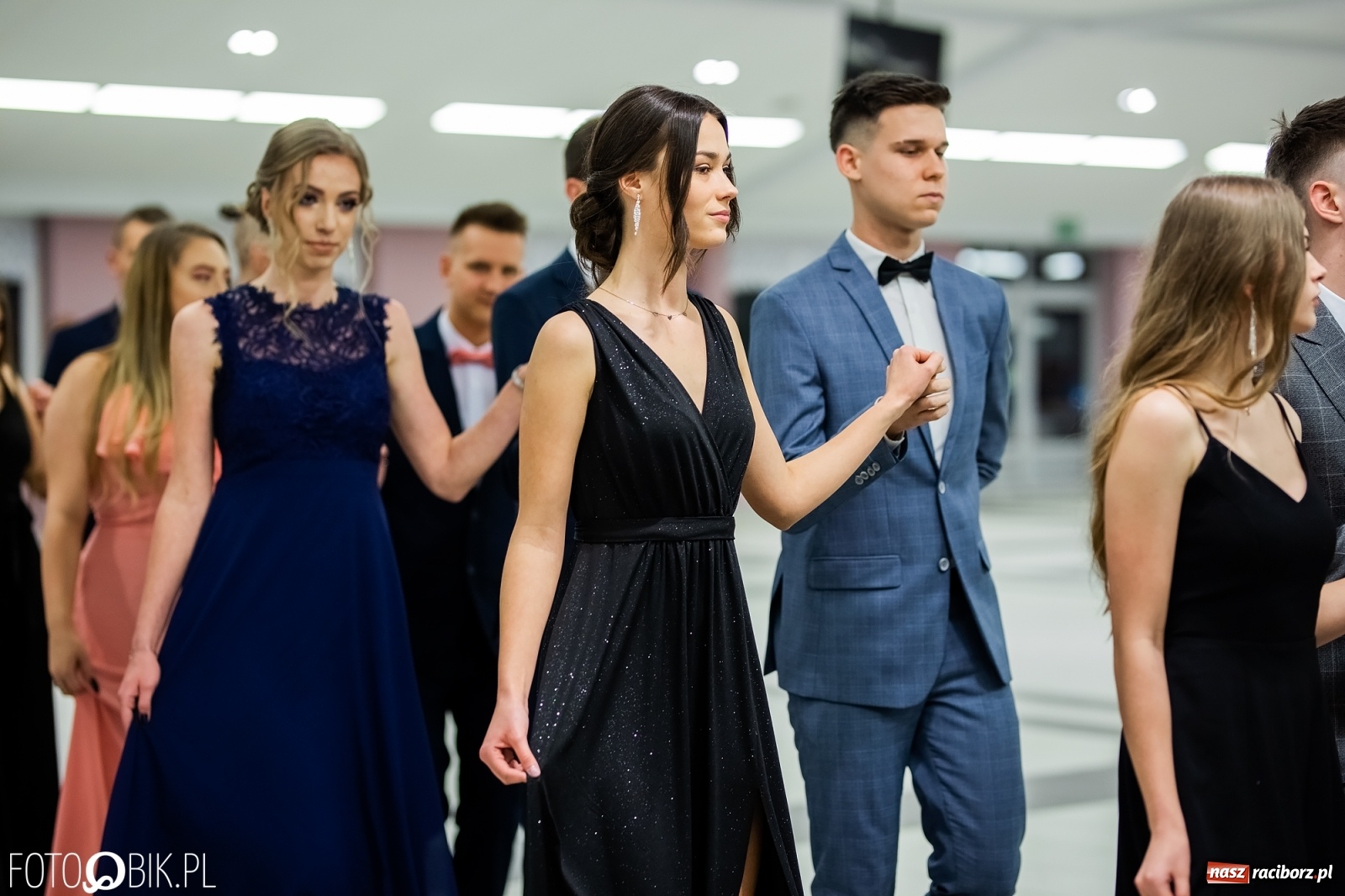 Zdjęcie w galerii na portalu naszraciborz.pl: Bal maturalny II LO w Zakrzowie [FOTO i WIDEO] wiadomości z regionu