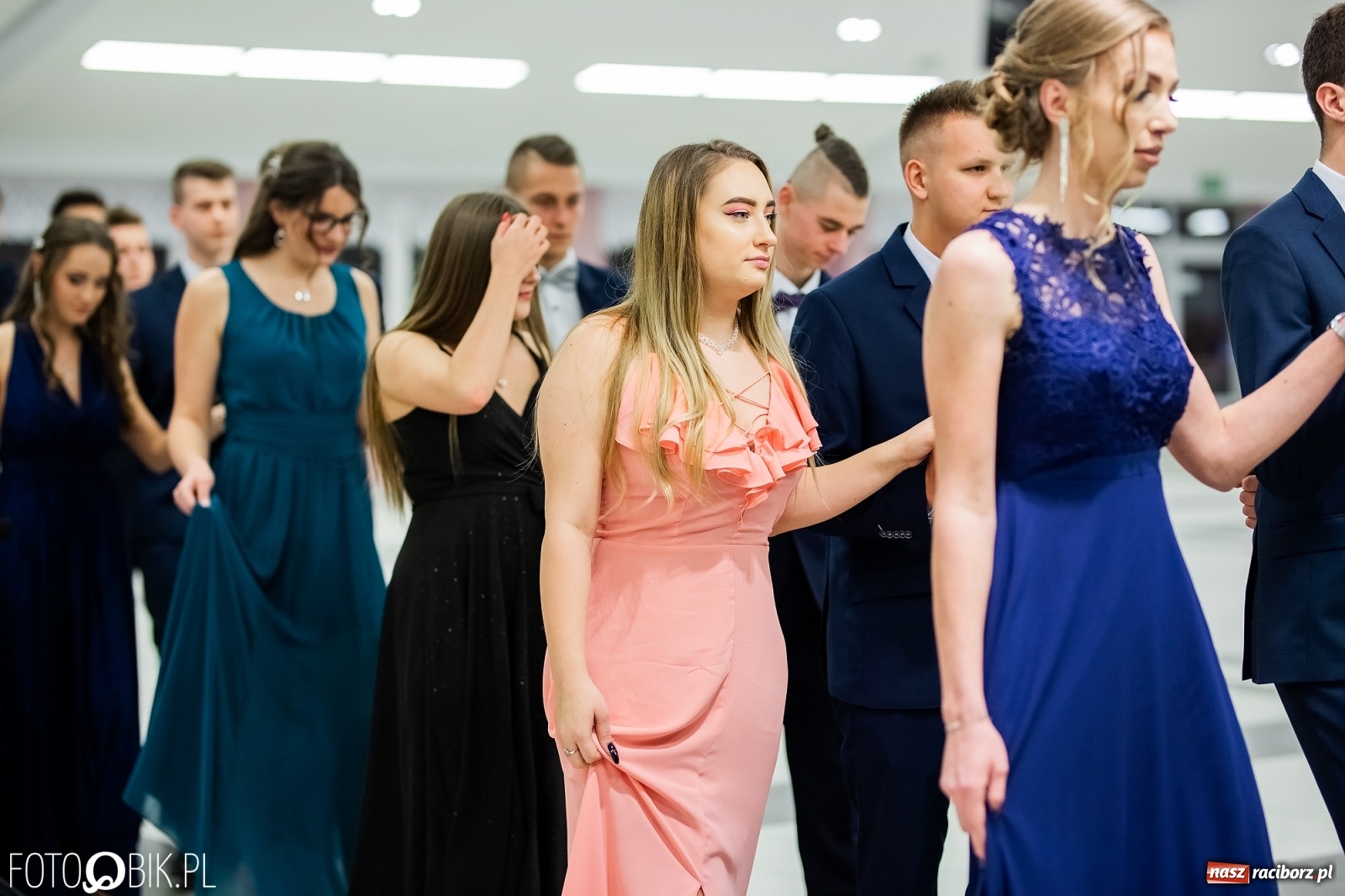 Zdjęcie w galerii na portalu naszraciborz.pl: Bal maturalny II LO w Zakrzowie [FOTO i WIDEO] wiadomości z regionu