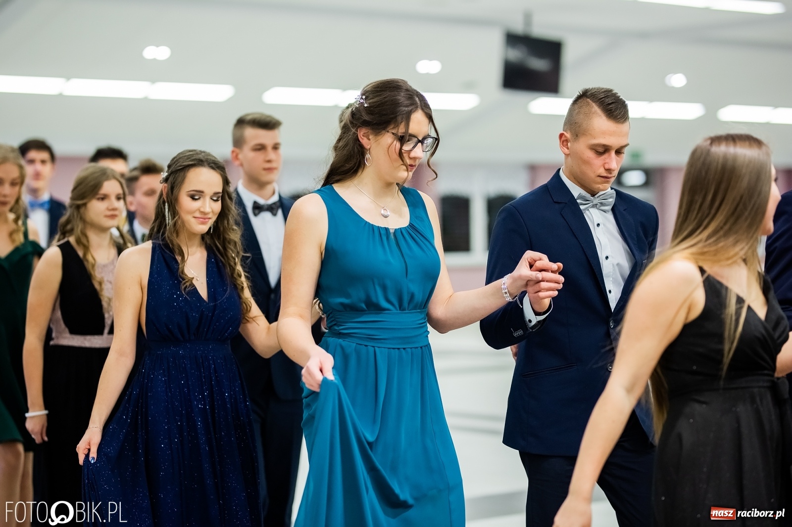 Zdjęcie w galerii na portalu naszraciborz.pl: Bal maturalny II LO w Zakrzowie [FOTO i WIDEO] wiadomości z regionu