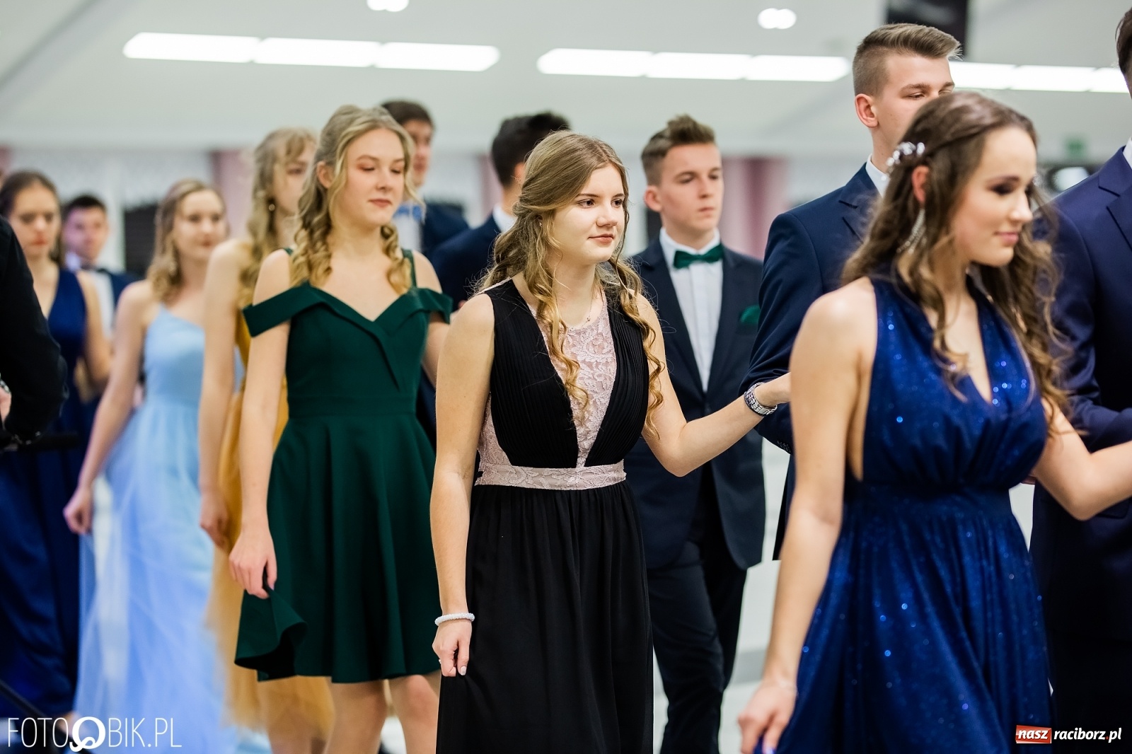 Zdjęcie w galerii na portalu naszraciborz.pl: Bal maturalny II LO w Zakrzowie [FOTO i WIDEO] wiadomości z regionu