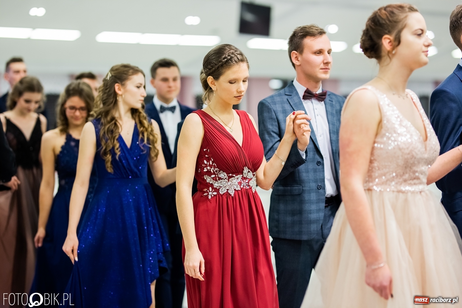 Zdjęcie w galerii na portalu naszraciborz.pl: Bal maturalny II LO w Zakrzowie [FOTO i WIDEO] wiadomości z regionu