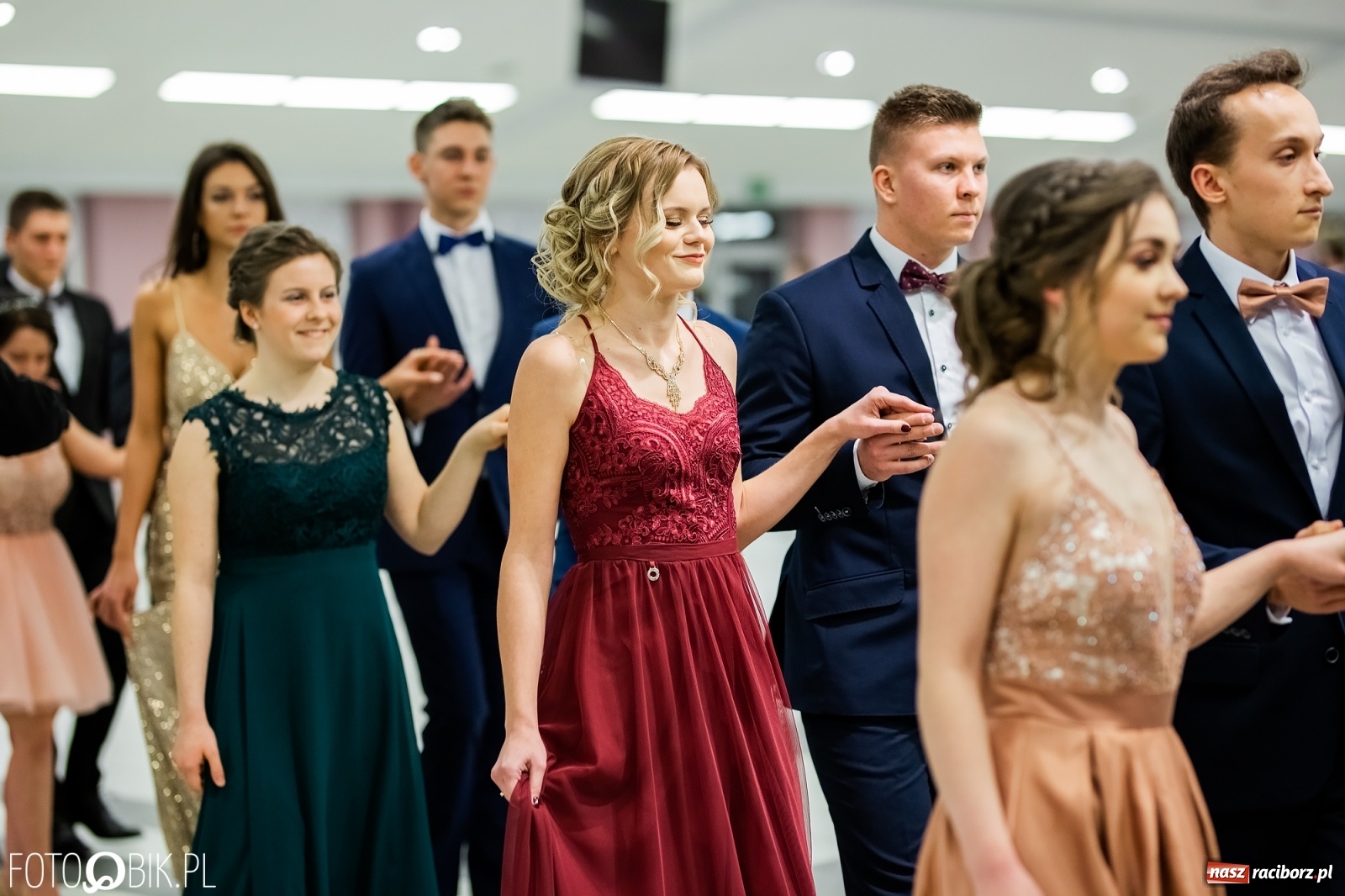 Zdjęcie w galerii na portalu naszraciborz.pl: Bal maturalny II LO w Zakrzowie [FOTO i WIDEO] wiadomości z regionu