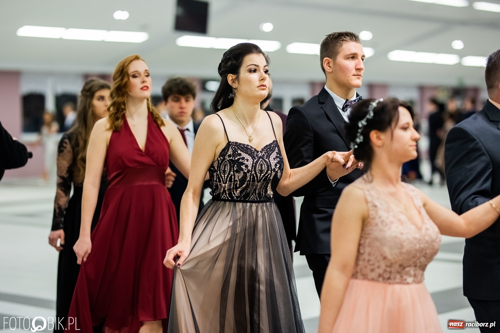 Zdjęcie w galerii na portalu naszraciborz.pl: Bal maturalny II LO w Zakrzowie [FOTO i WIDEO] wiadomości z regionu