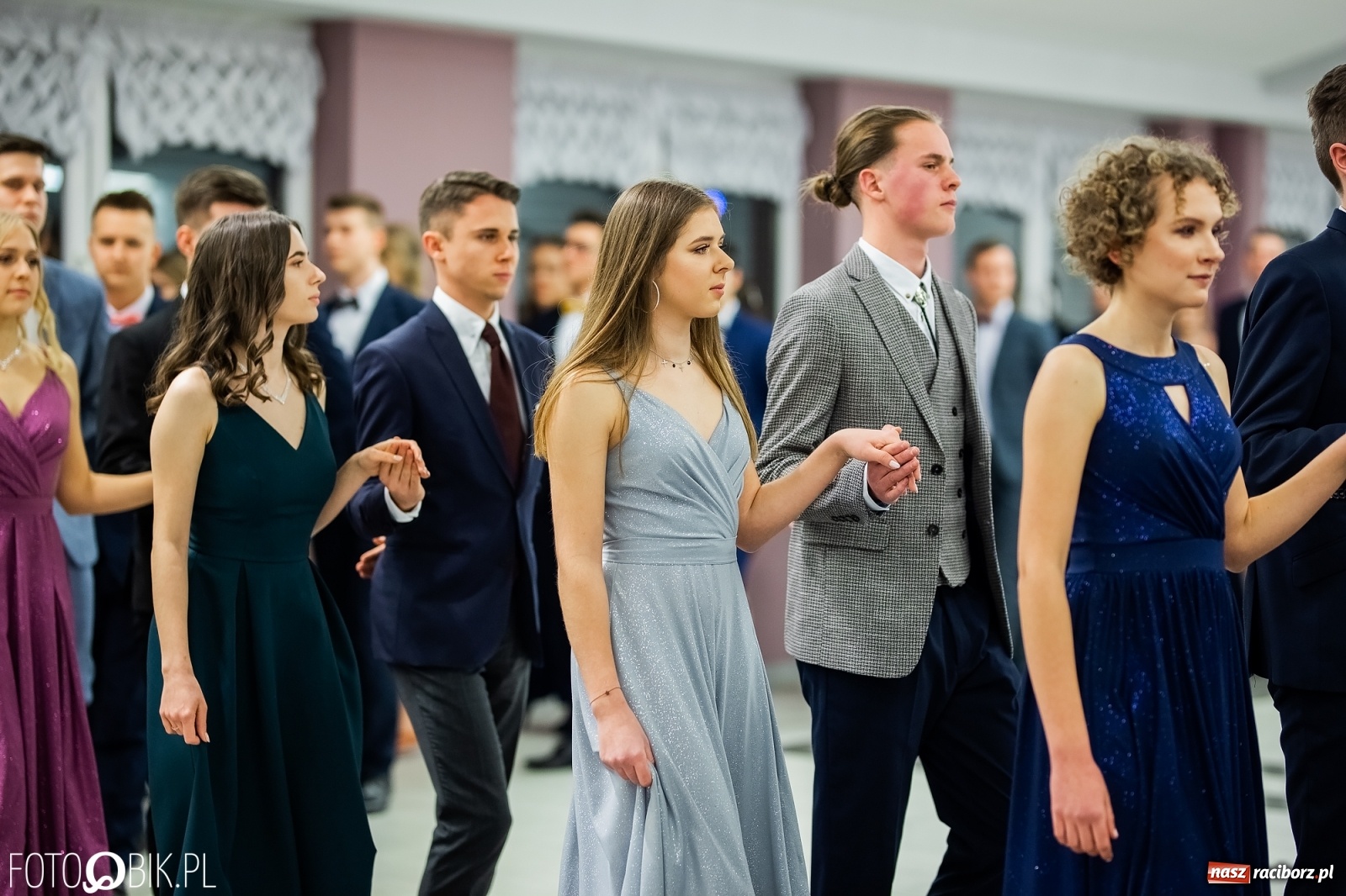 Zdjęcie w galerii na portalu naszraciborz.pl: Bal maturalny II LO w Zakrzowie [FOTO i WIDEO] wiadomości z regionu