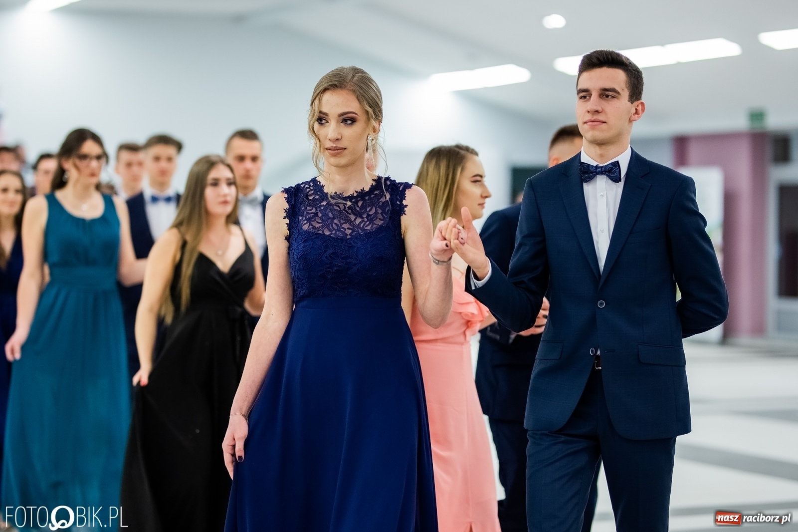 Zdjęcie w galerii na portalu naszraciborz.pl: Bal maturalny II LO w Zakrzowie [FOTO i WIDEO] wiadomości z regionu