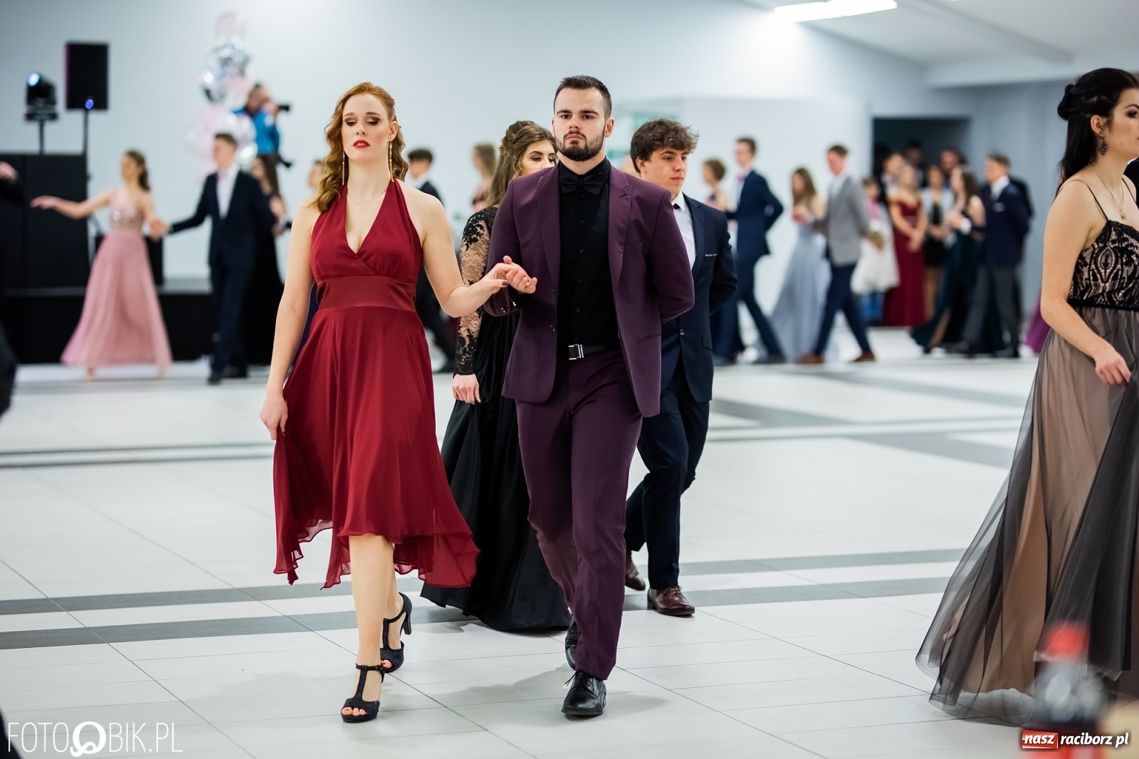 Zdjęcie w galerii na portalu naszraciborz.pl: Bal maturalny II LO w Zakrzowie [FOTO i WIDEO] wiadomości z regionu