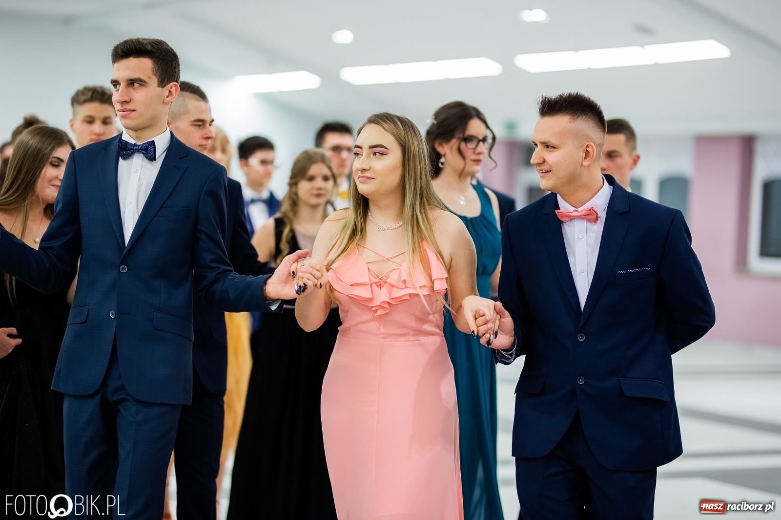 Zdjęcie w galerii na portalu naszraciborz.pl: Bal maturalny II LO w Zakrzowie [FOTO i WIDEO] wiadomości z regionu