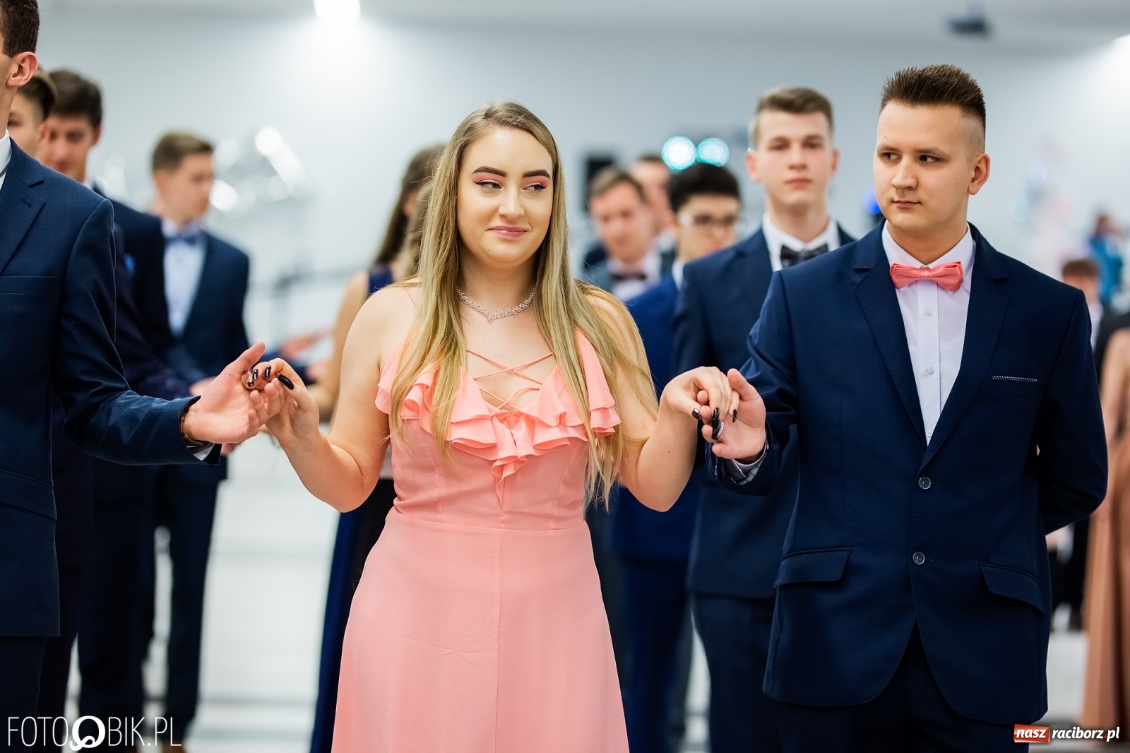 Zdjęcie w galerii na portalu naszraciborz.pl: Bal maturalny II LO w Zakrzowie [FOTO i WIDEO] wiadomości z regionu