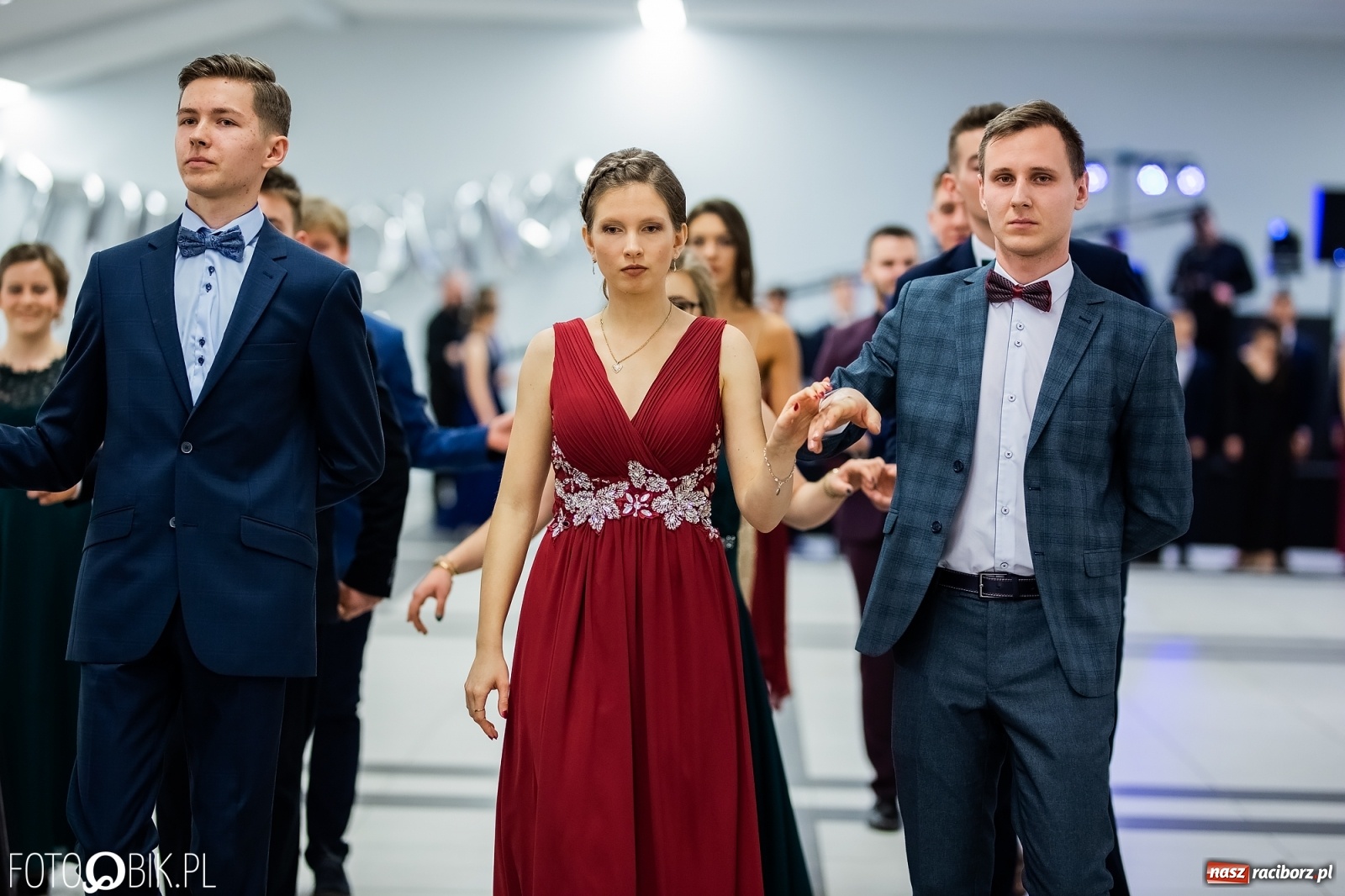 Zdjęcie w galerii na portalu naszraciborz.pl: Bal maturalny II LO w Zakrzowie [FOTO i WIDEO] wiadomości z regionu