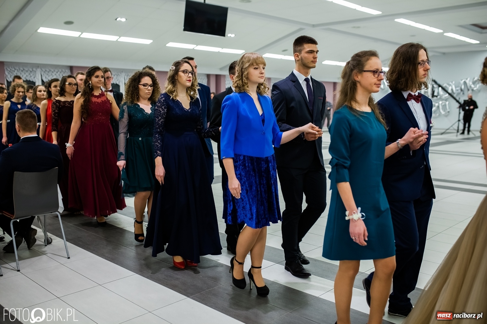 Zdjęcie w galerii na portalu naszraciborz.pl: Bal maturalny II LO w Zakrzowie [FOTO i WIDEO] wiadomości z regionu