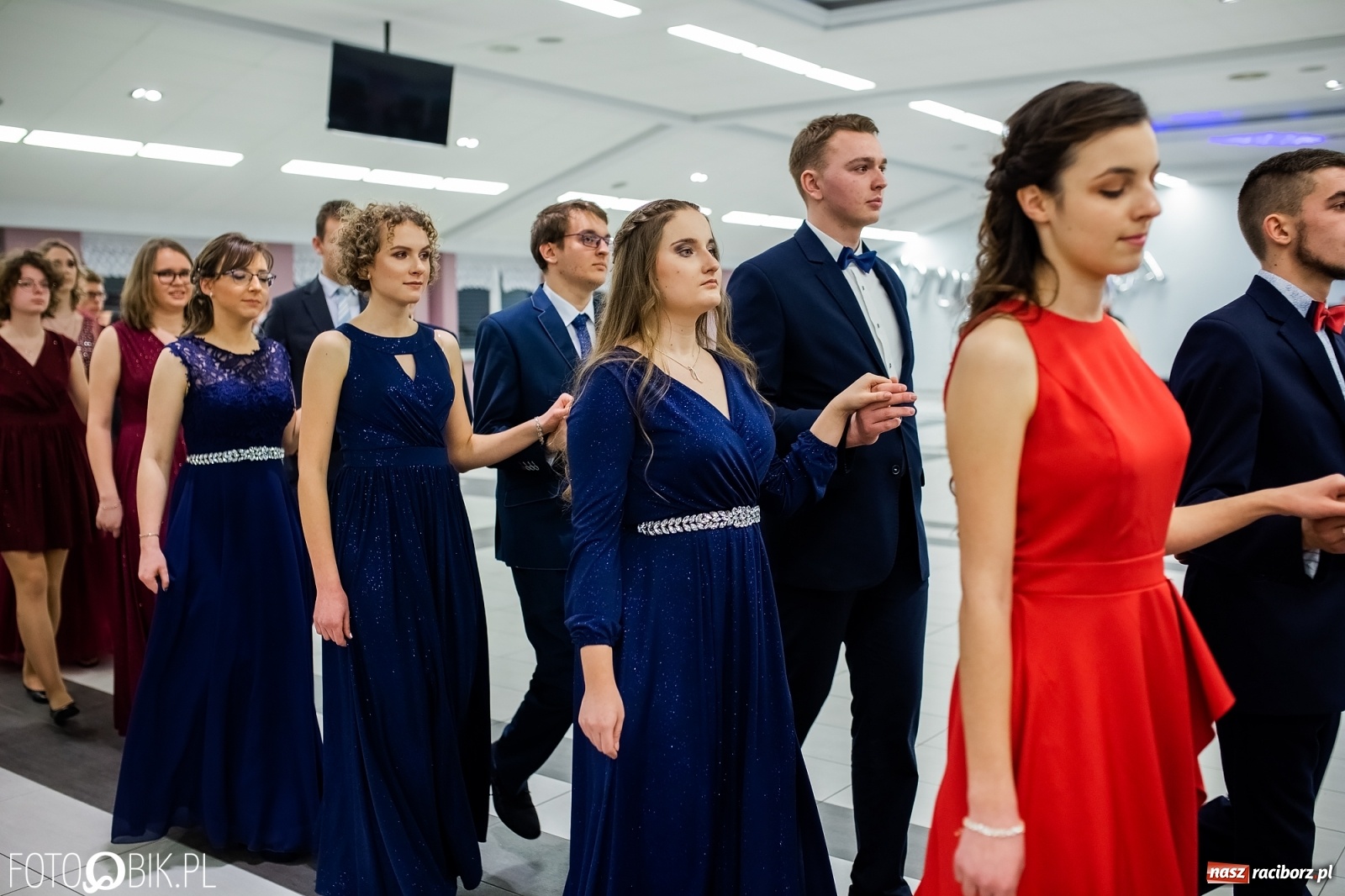 Zdjęcie w galerii na portalu naszraciborz.pl: Bal maturalny II LO w Zakrzowie [FOTO i WIDEO] wiadomości z regionu