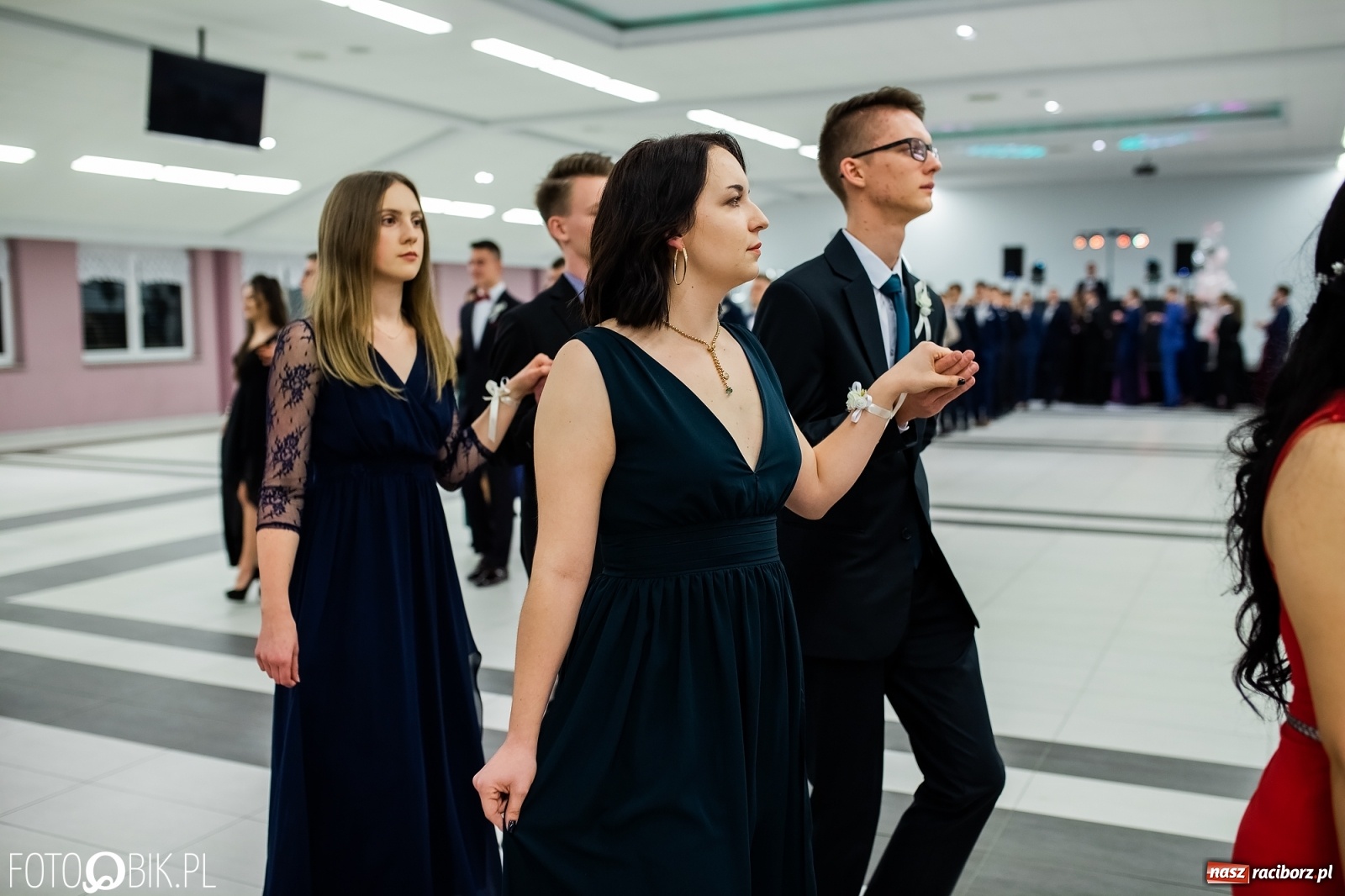 Zdjęcie w galerii na portalu naszraciborz.pl: Bal maturalny II LO w Zakrzowie [FOTO i WIDEO] wiadomości z regionu
