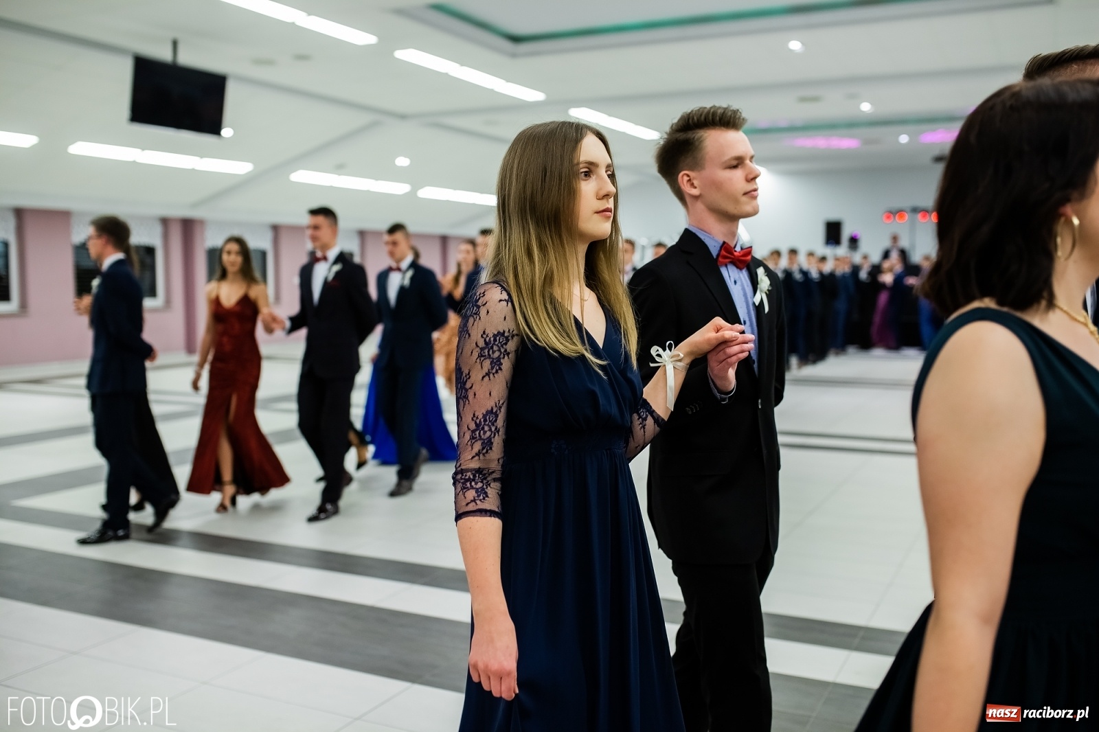 Zdjęcie w galerii na portalu naszraciborz.pl: Bal maturalny II LO w Zakrzowie [FOTO i WIDEO] wiadomości z regionu