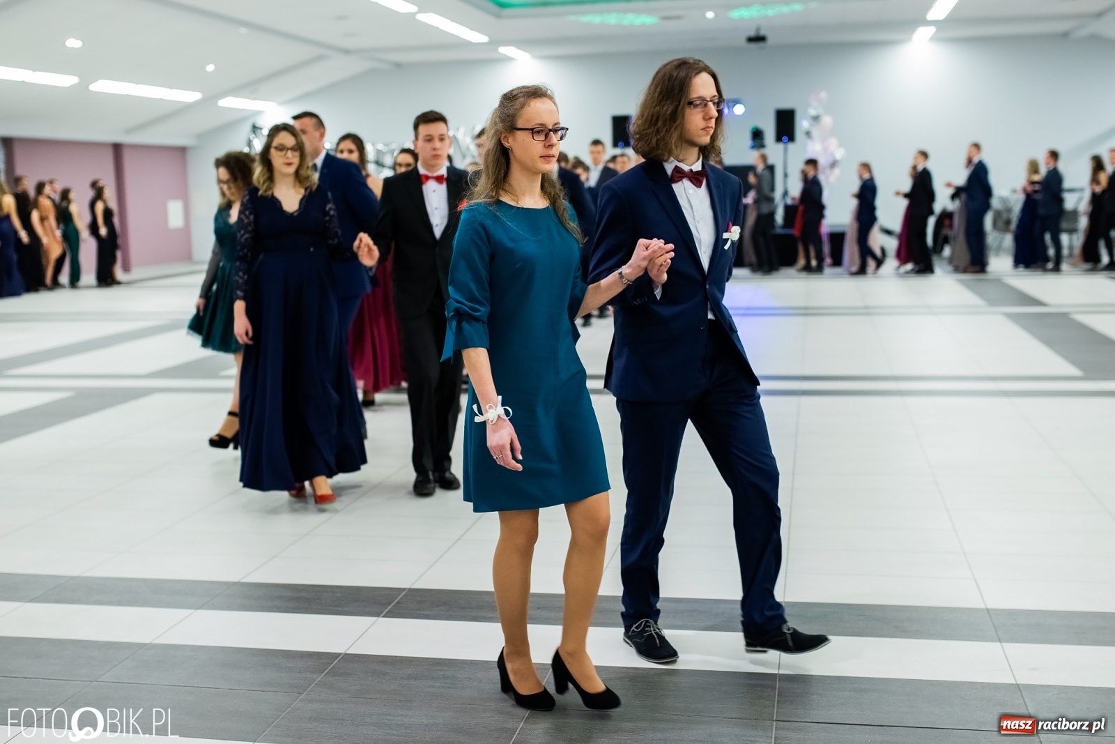 Zdjęcie w galerii na portalu naszraciborz.pl: Bal maturalny II LO w Zakrzowie [FOTO i WIDEO] wiadomości z regionu