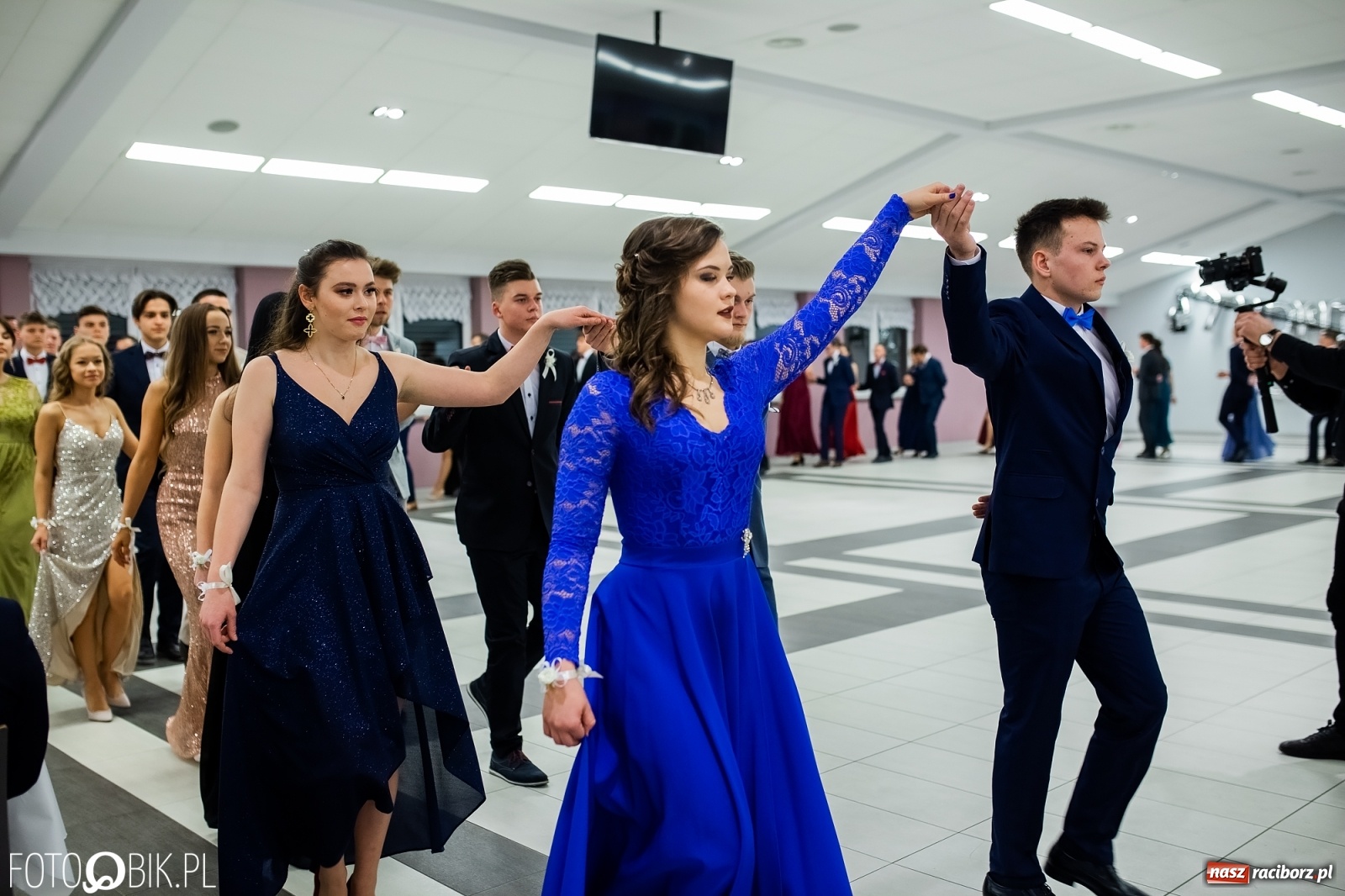 Zdjęcie w galerii na portalu naszraciborz.pl: Bal maturalny II LO w Zakrzowie [FOTO i WIDEO] wiadomości z regionu